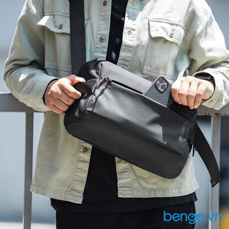 TÚI ĐEO CHÉO TOMTOC (USA) URBAN CODURA SLING BAG TRAVEL & WORK 11-INCH H02-B04D01