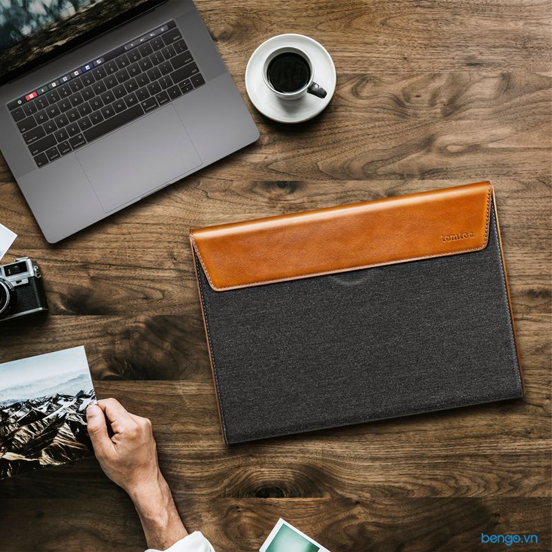 Túi chống sốc Macbook Pro 13''/15'' Touch Bar Late 2016-2019 TOMTOC Premium Leather