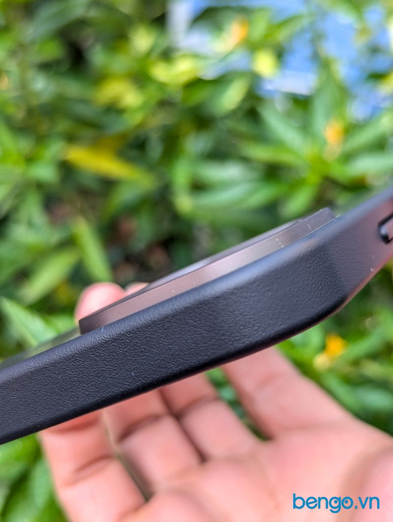 Ốp lưng iPhone 16 Pro Max Bevas Matte Smoke Magnetic (Xám trong mờ)