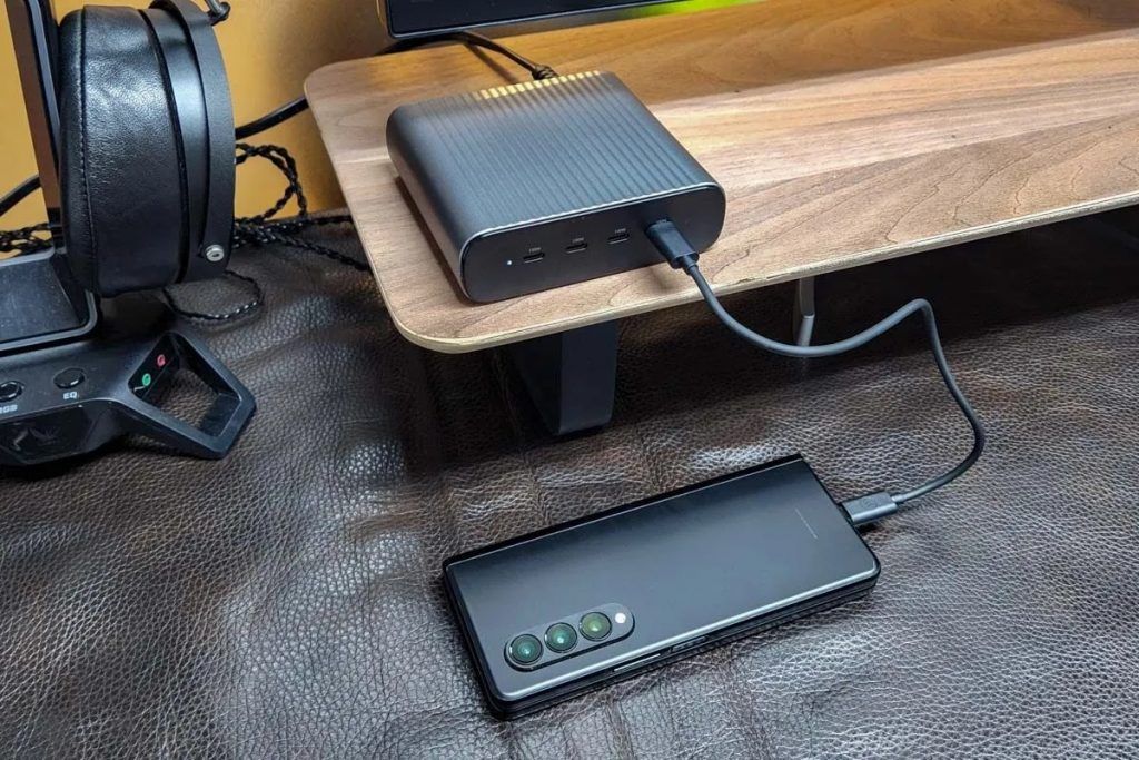 SẠC HYPERJUICE 245W GAN 4 USB-C PD/PPS/QC4.0+ NHỎ NHẤT THẾ GIỚI - GAN245