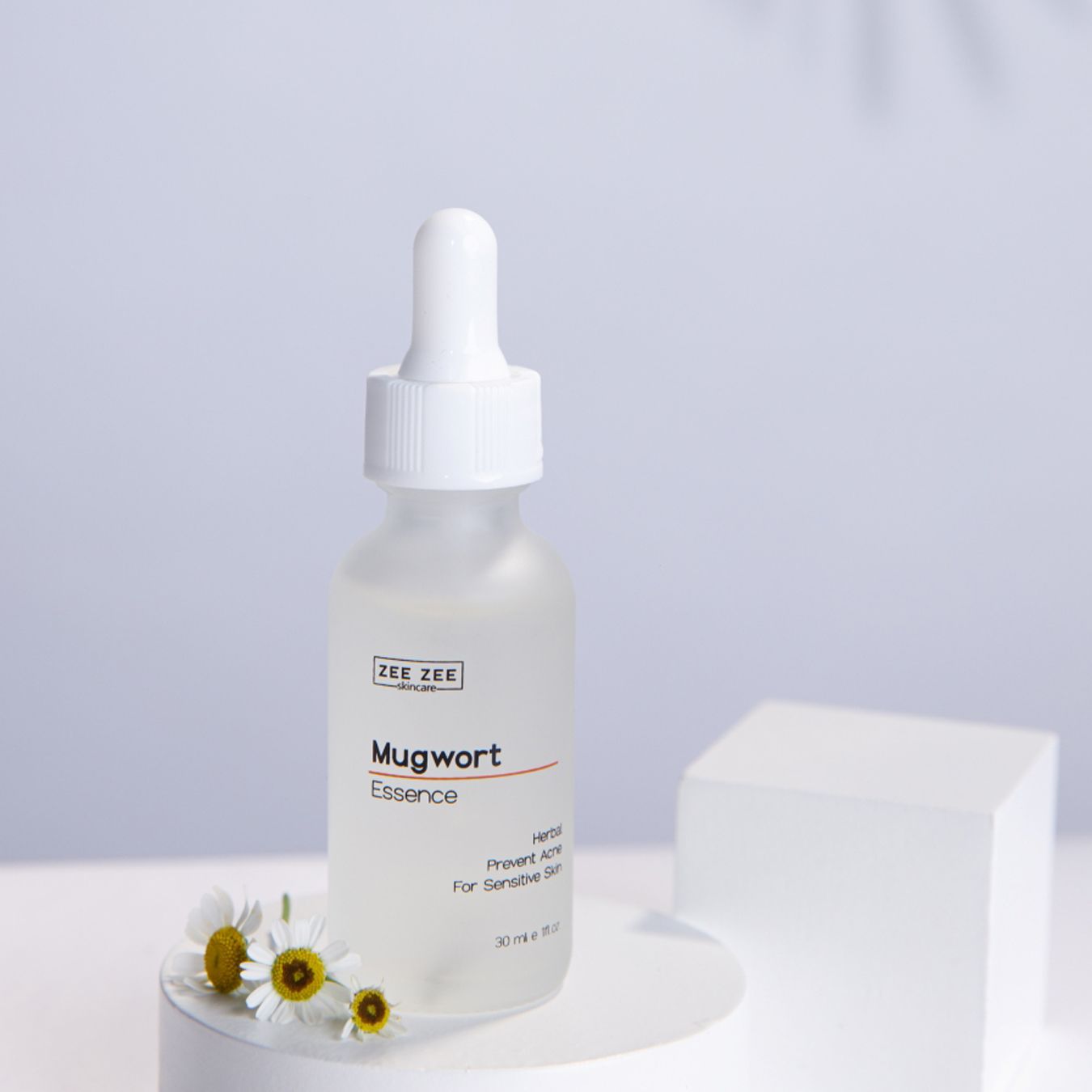 Tinh chất thảo dược ngăn ngừa mụn Mugwort Essence - ZEE ZEE skincare 30ml