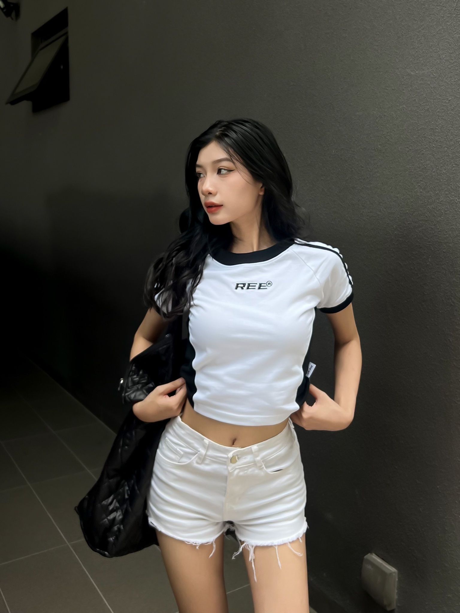 STRIPED RINGER CROPTOP - WHITE