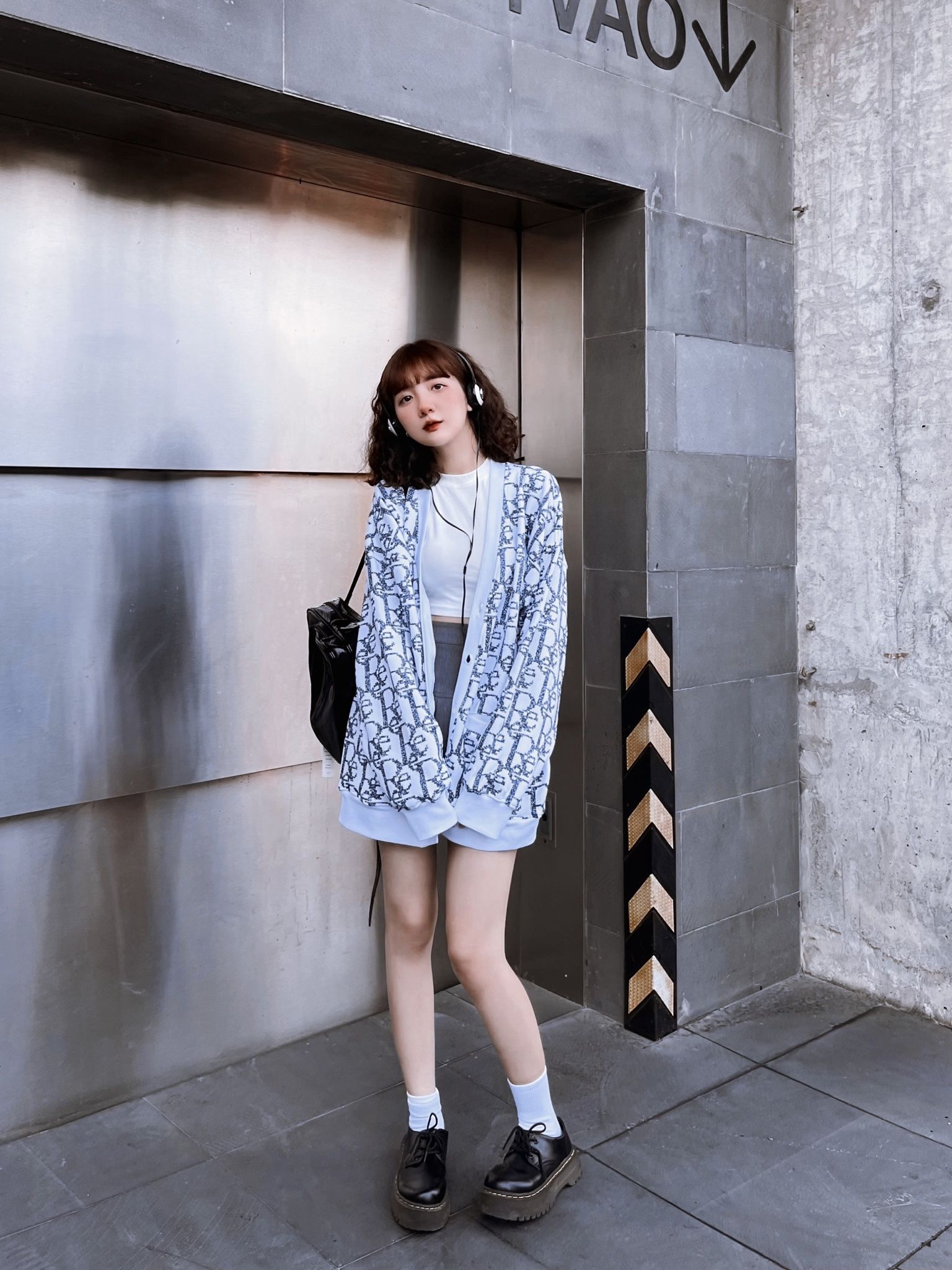  MONOGRAM PIXEL CARDIGAN - WHITE 