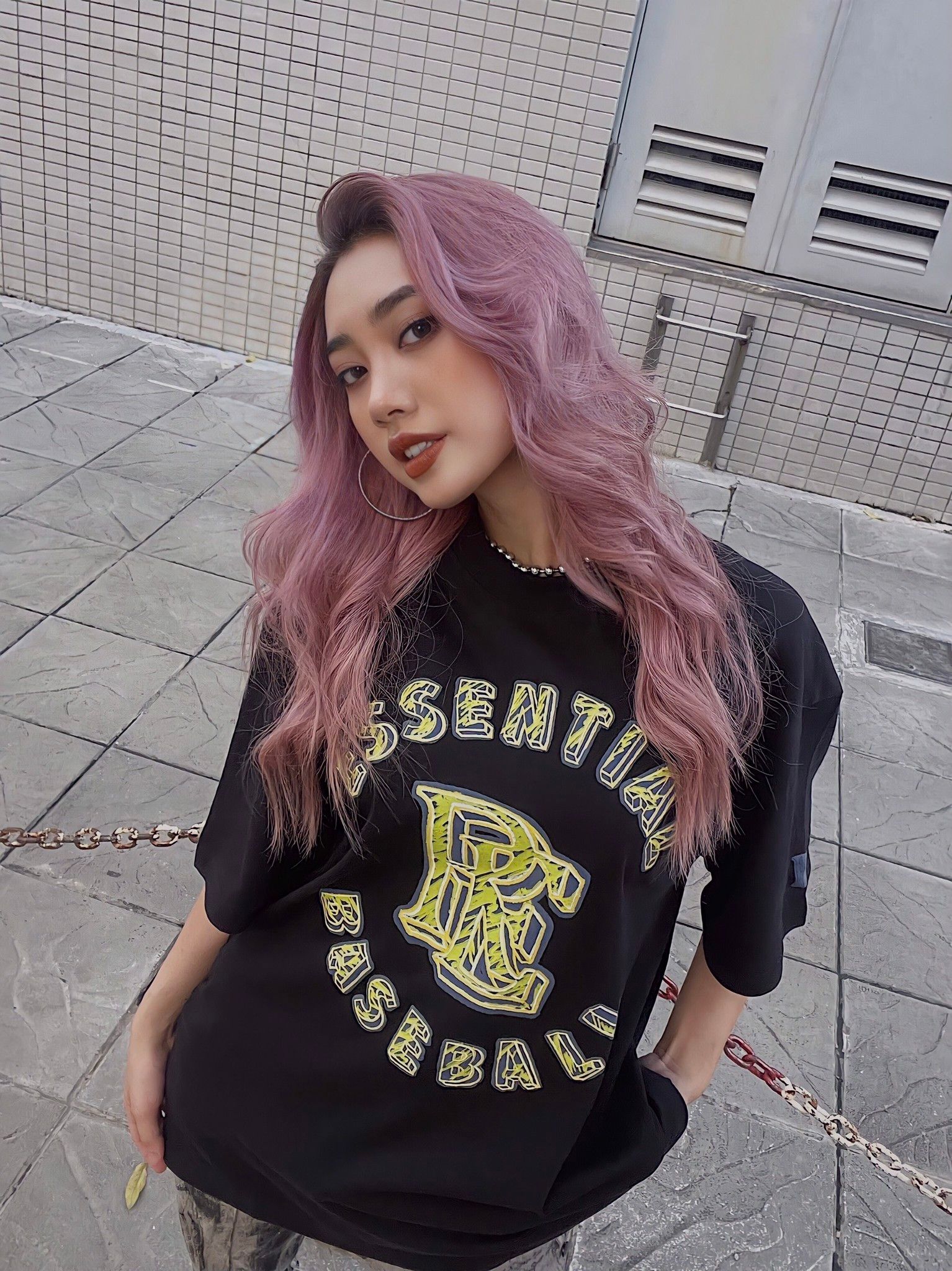 ESSENTIAL BASEBALL TEE - BLACK