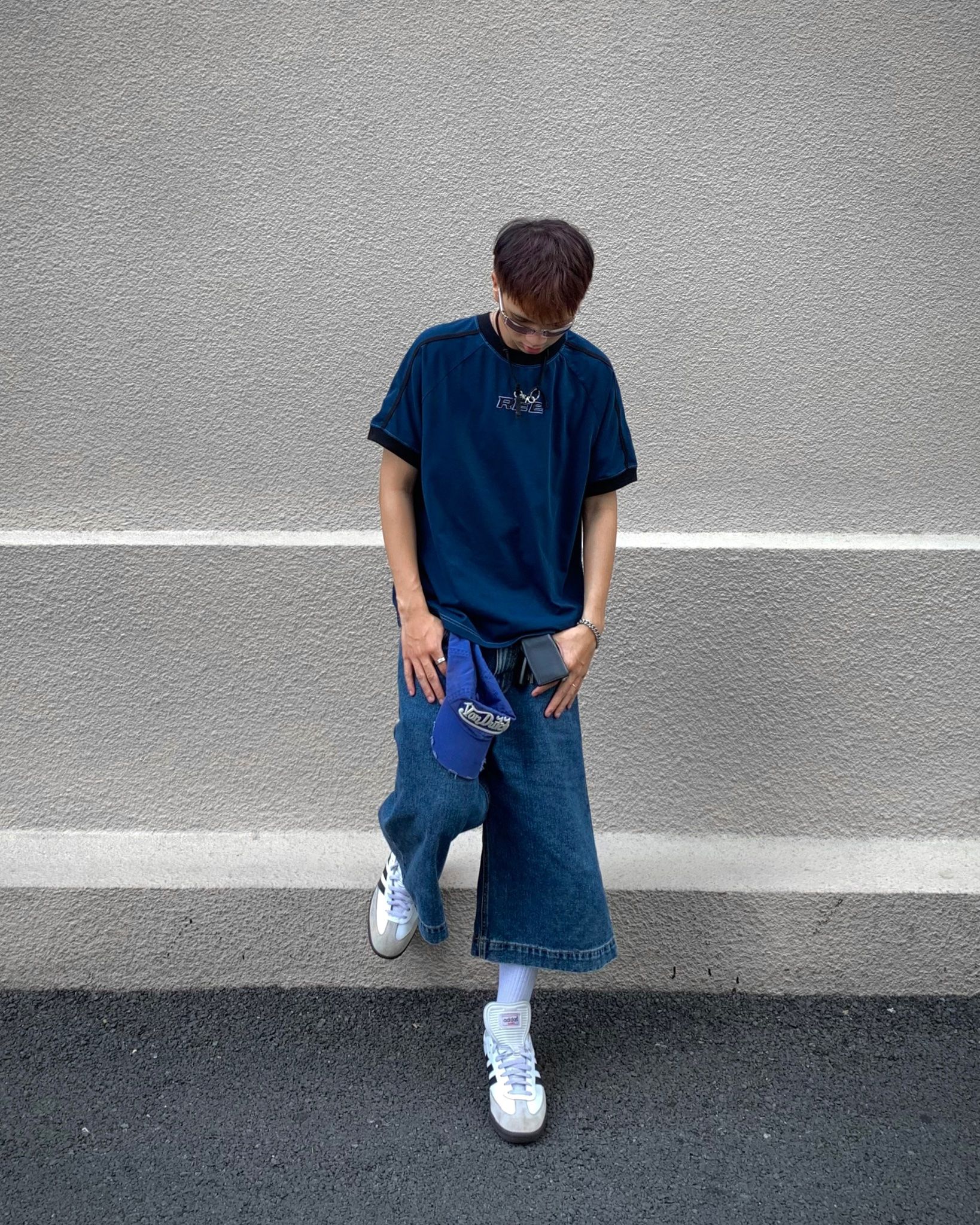 REGULAR FIT - STRIPED RINGER TEE - NAVY