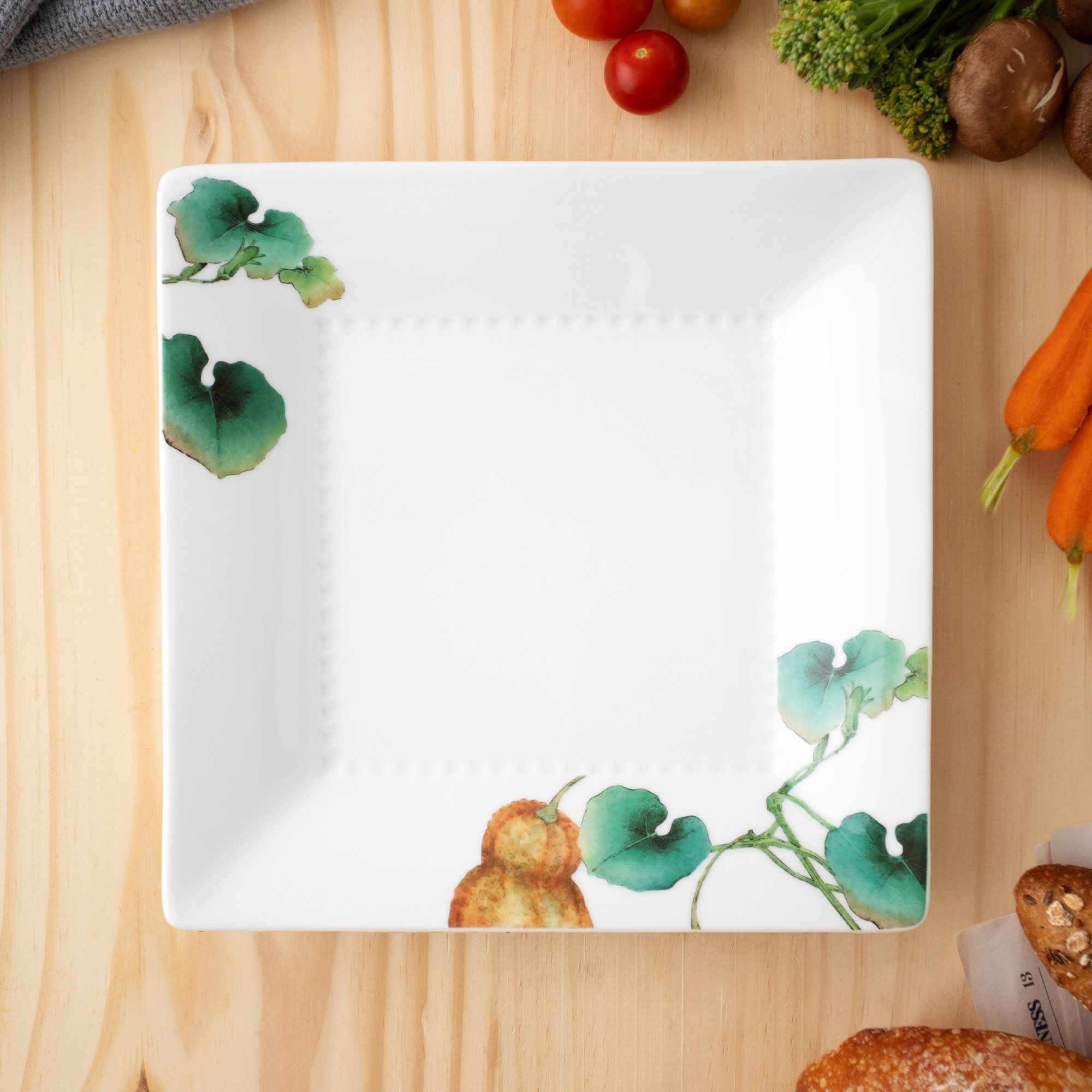 Đĩa vuông cỡ vừa cạnh dài 23,2cm (họa tiết bí đỏ) sứ trắng | Kyoka Shunsai 1620-6L - 94542