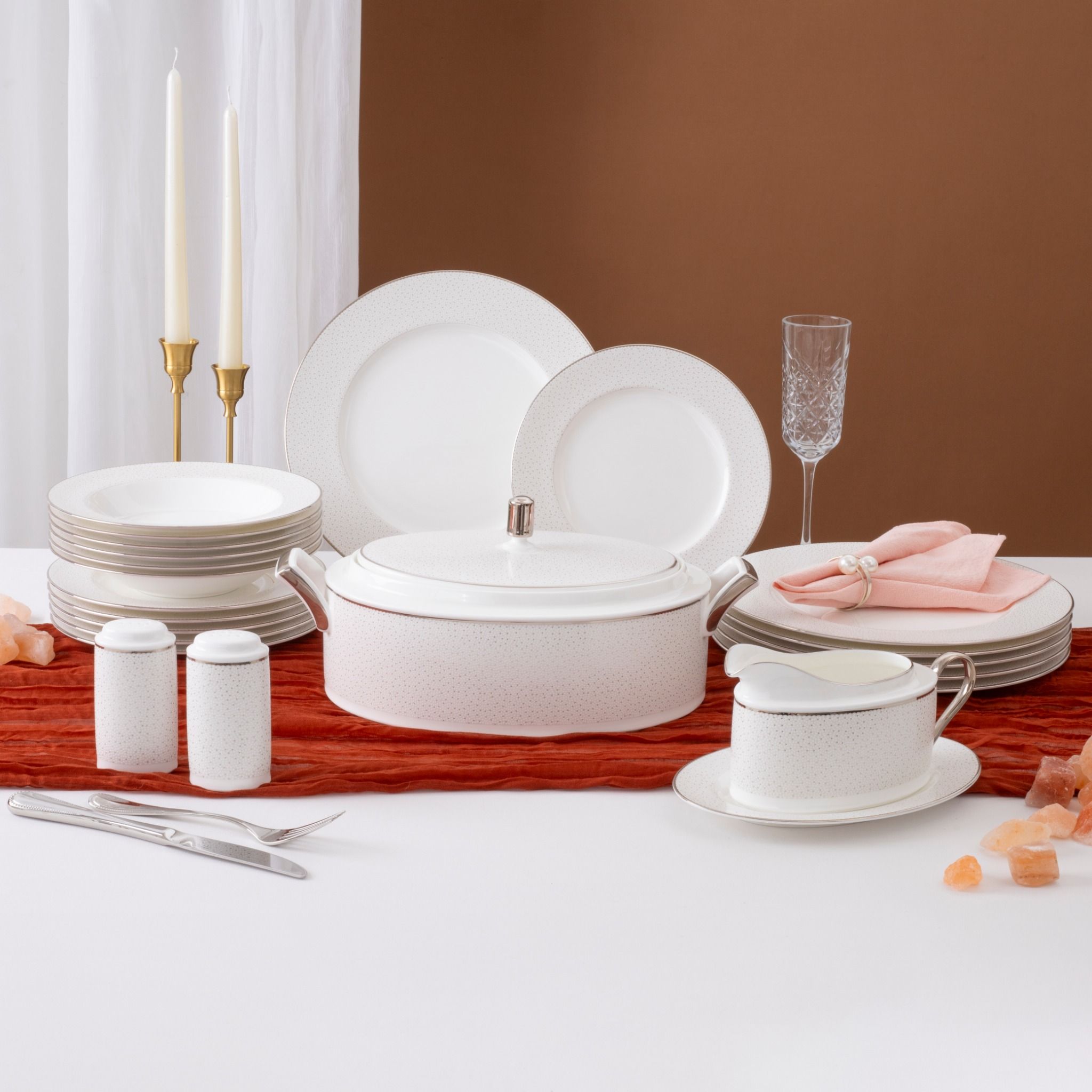 Bộ đĩa ăn kiểu Âu 22 món (cho 6 người) sứ xương | Broome Street 4913L - D024AP