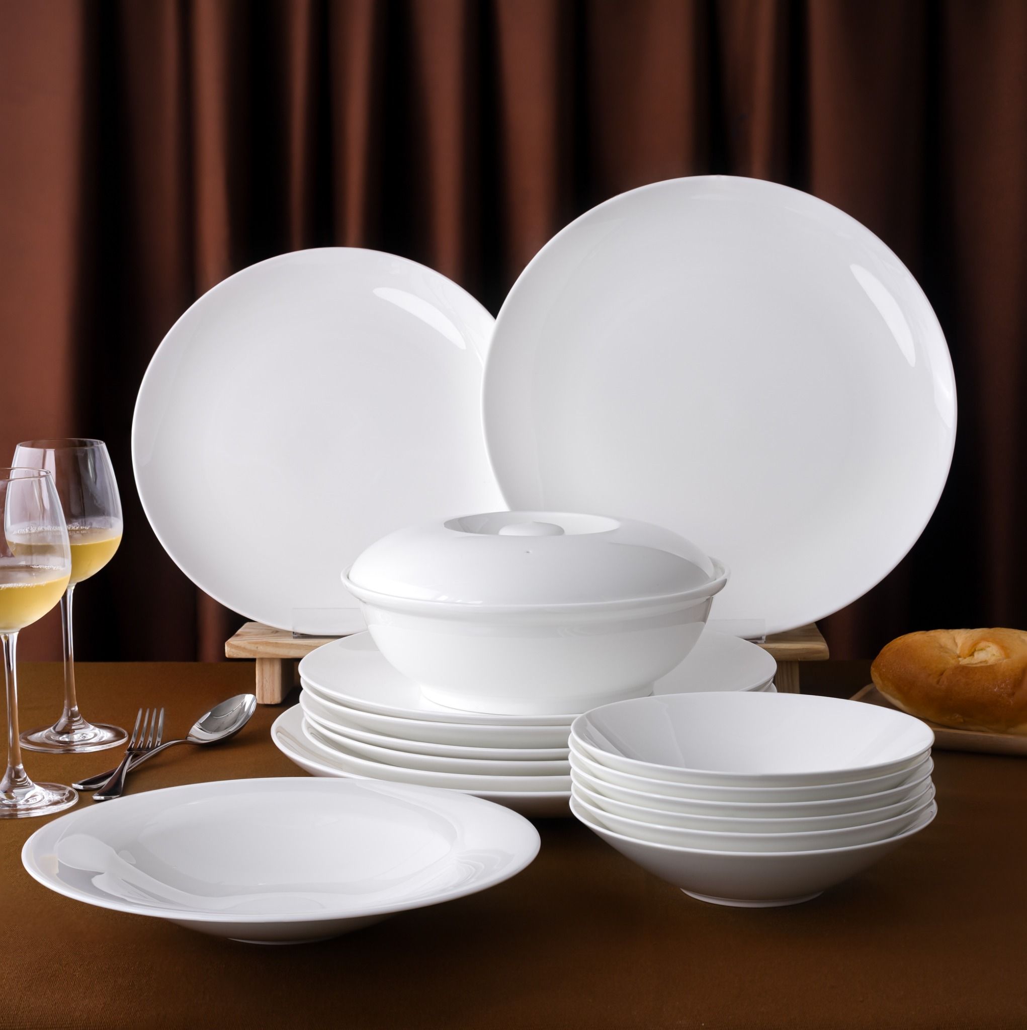 Bộ đĩa ăn kiểu Âu 22 món (đĩa coupe, cho 6 người) sứ xương | Plain White 9990L - D023EC