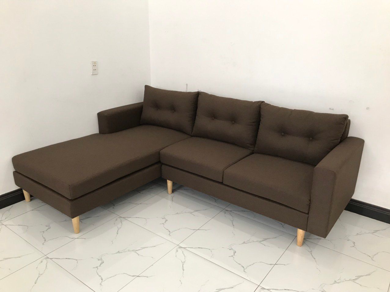 Ghế sofa góc gia đình nâu đậm 2m2 x 1m6 giá rẻ