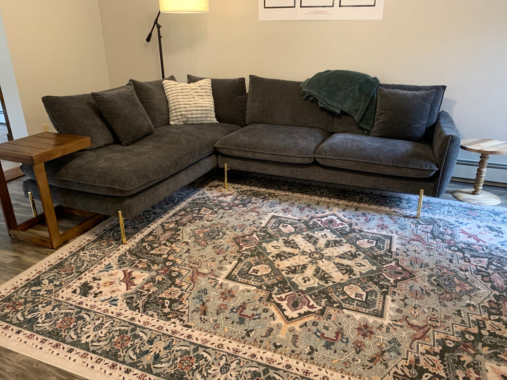 Ghế sofa góc L vải nỉ xám đen GT204 Verona 2m3 x 1m7 sang trọng