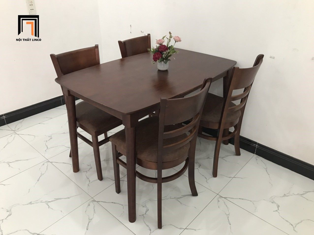 Bộ bàn ăn 3-KH4-G02-B108-nau gỗ tư nhiên dài 1m2 kèm 4 ghế