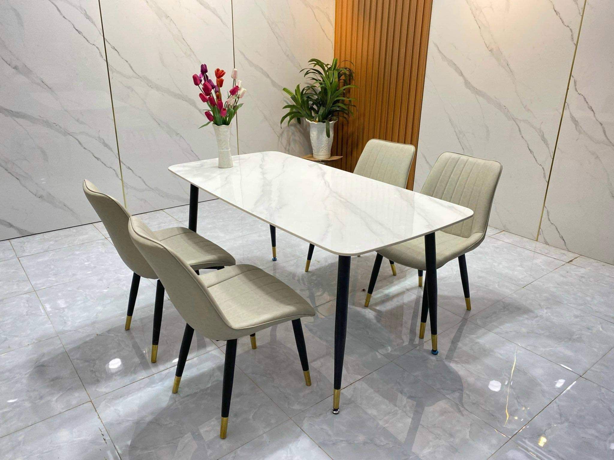 Bộ bàn ghế ăn đá nhỏ gọn 5-BAD4-G3-B67 cho phòng bếp