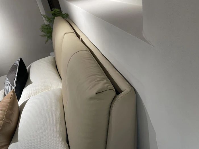 Giường ngủ xinh xắn 1m6 x 2m GN72 Felip da giả màu kem