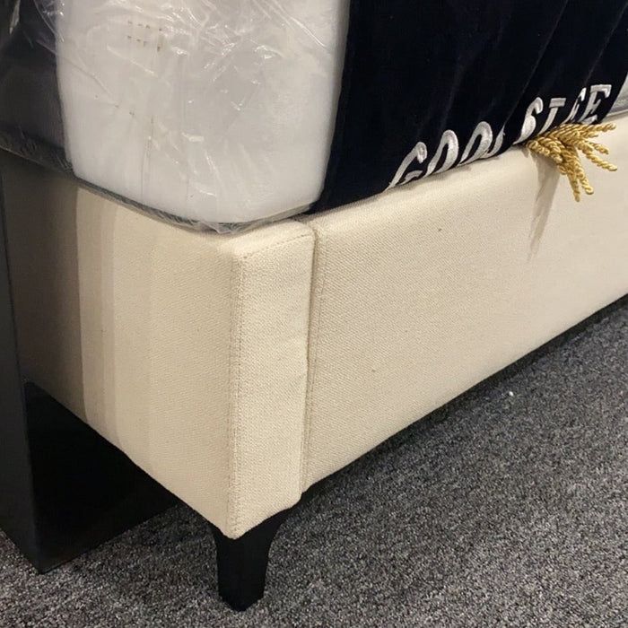 Giường ngủ xinh xắn dài 1m6 x 2m GN74 Bagos xám trắng vải nhung