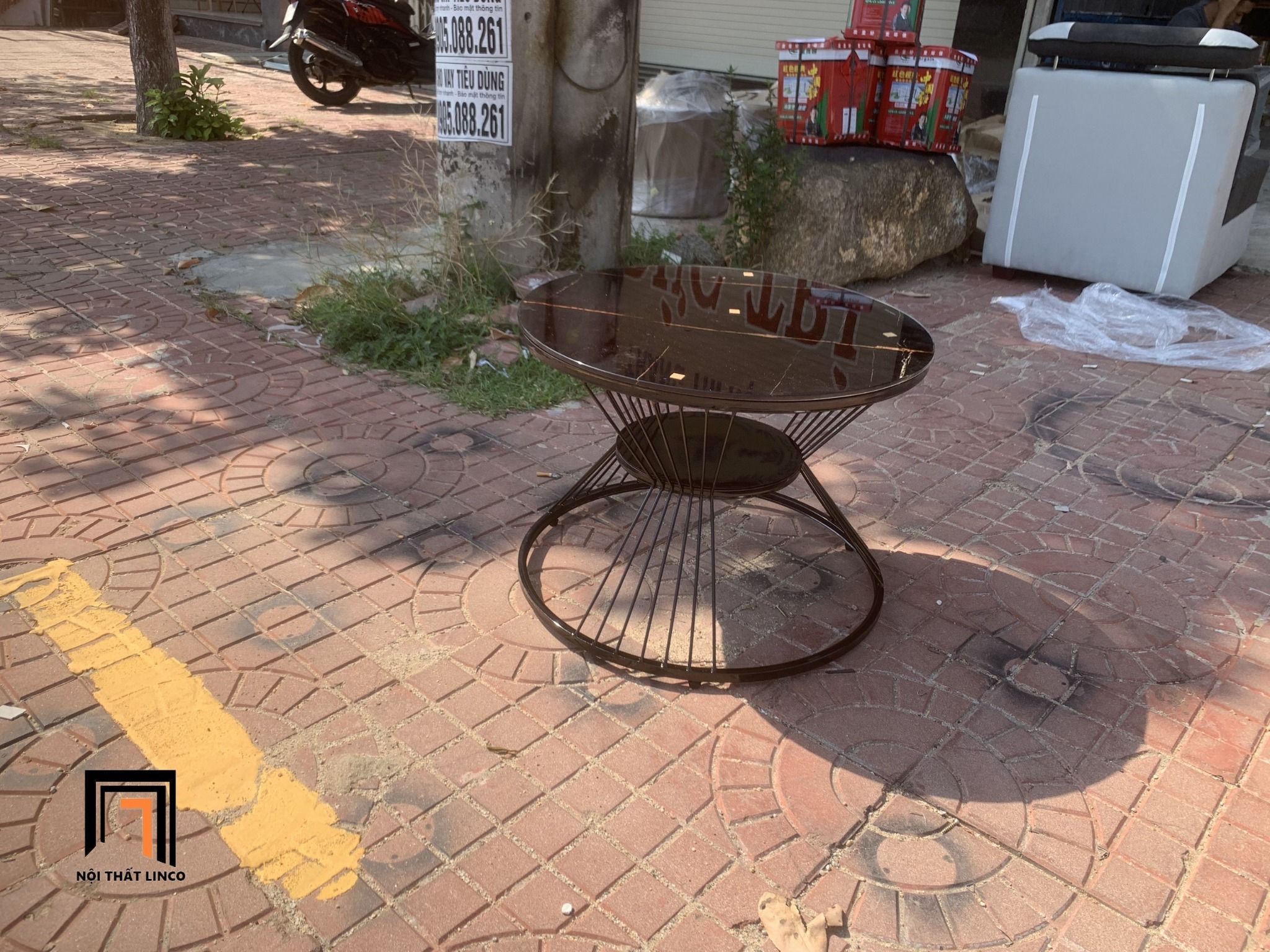 Bàn sofa mặt kính tròn đen 60cm BTPK2 Jawli cho nhà nhỏ