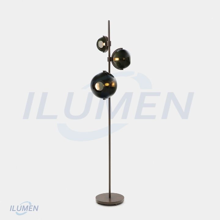 Đèn sàn quả cầu thủy tinh