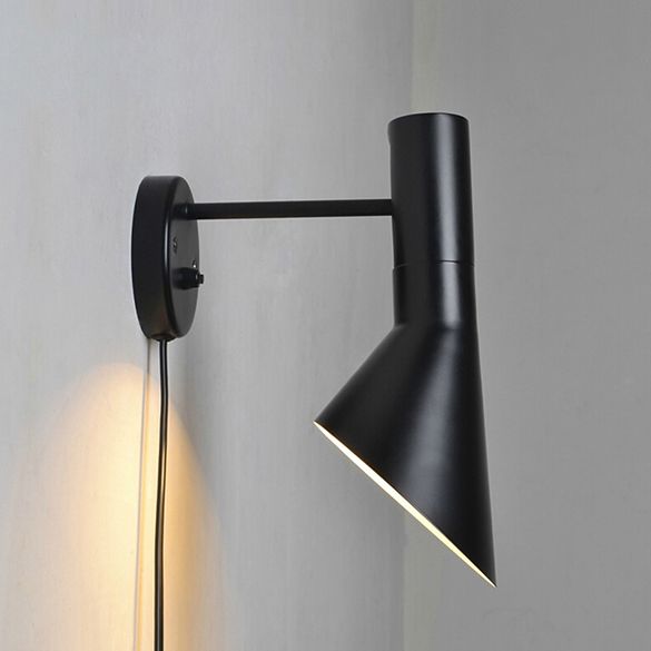XDW0019 ĐÈN TƯỜNG ARNE JACOBSEN