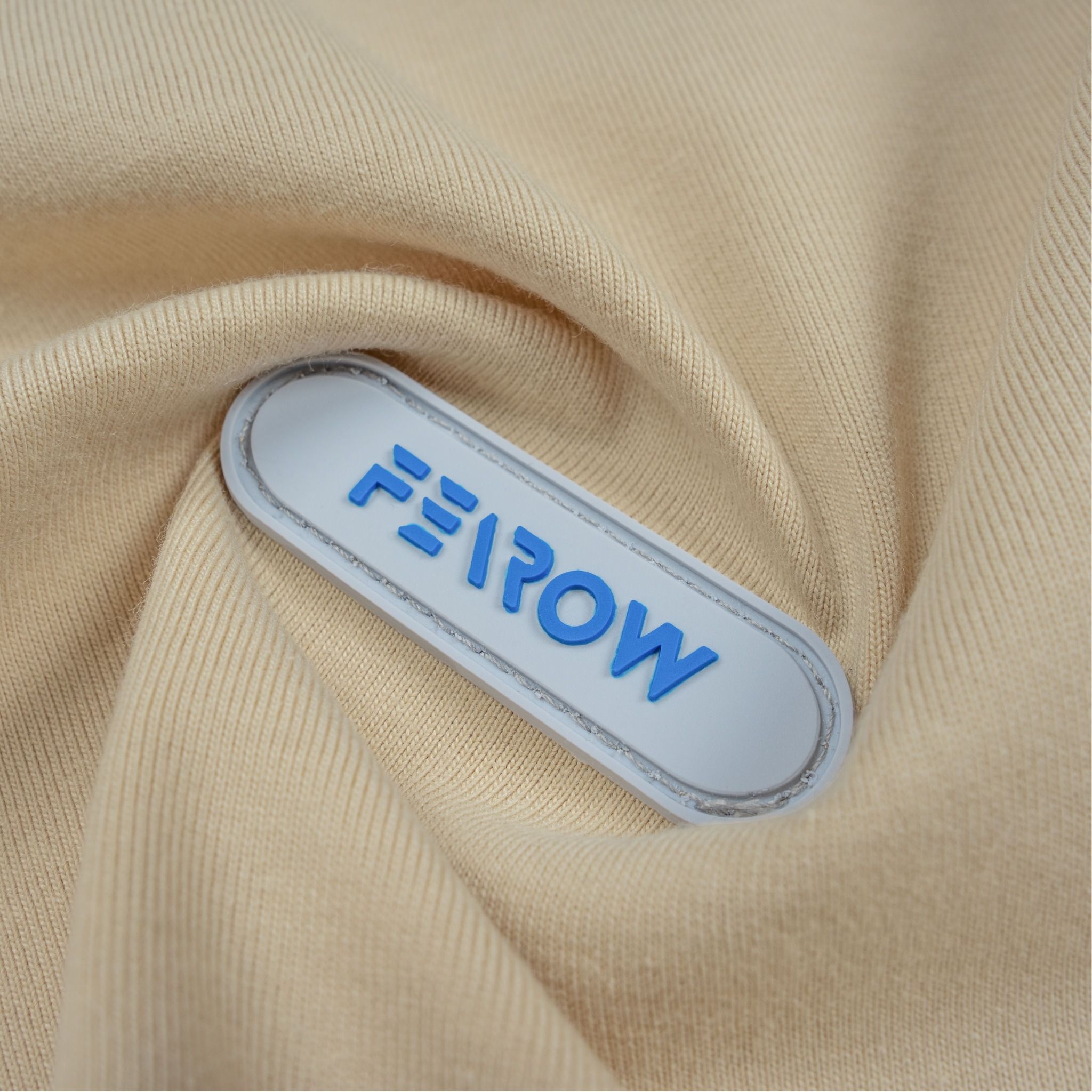 MULTIFONT TEE / White Pepper