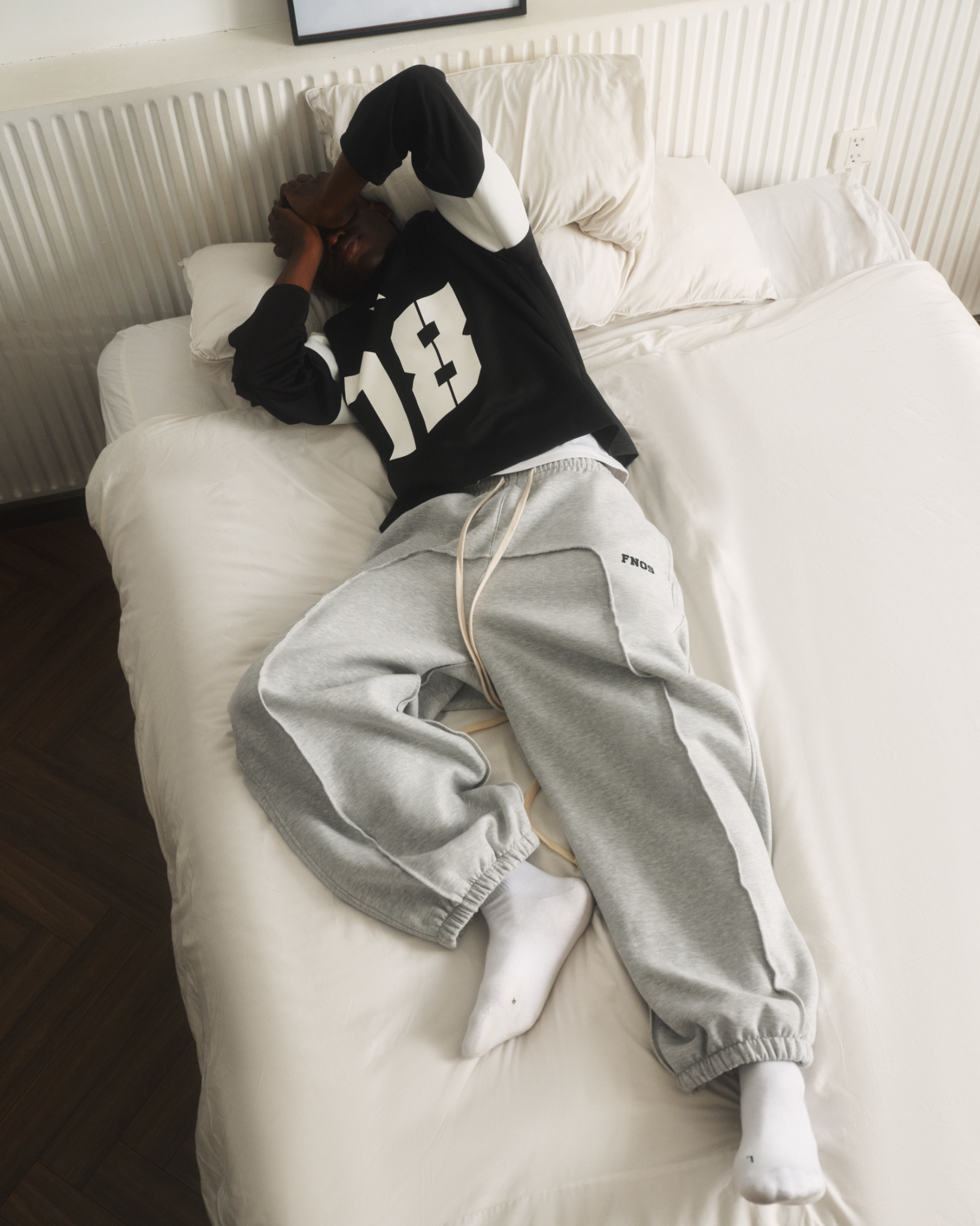 JSP1 - FNOS JOGGERS SWEATPANTS - GREY