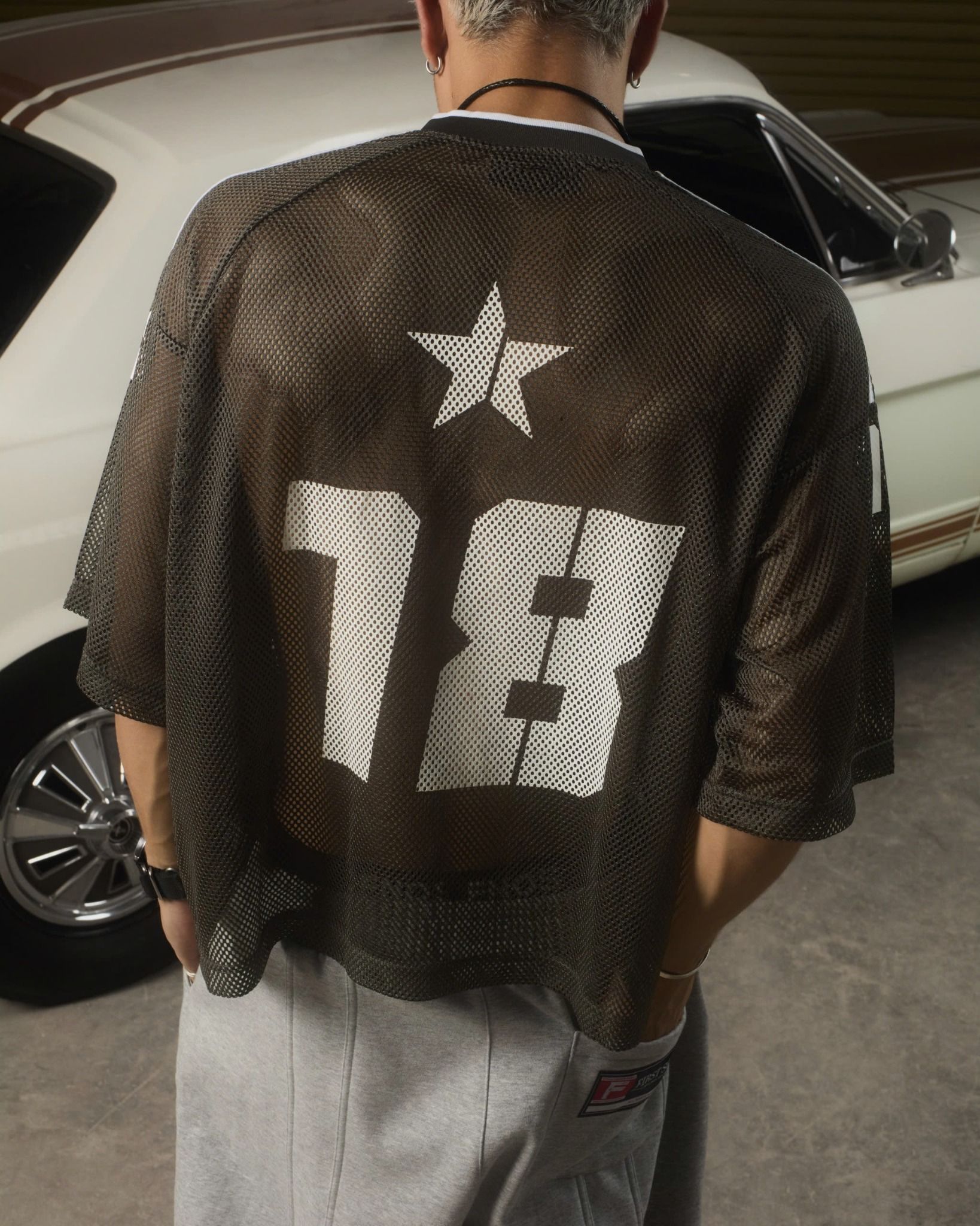 JS9 - 18+ MESH JERSEY TEE - GRAY