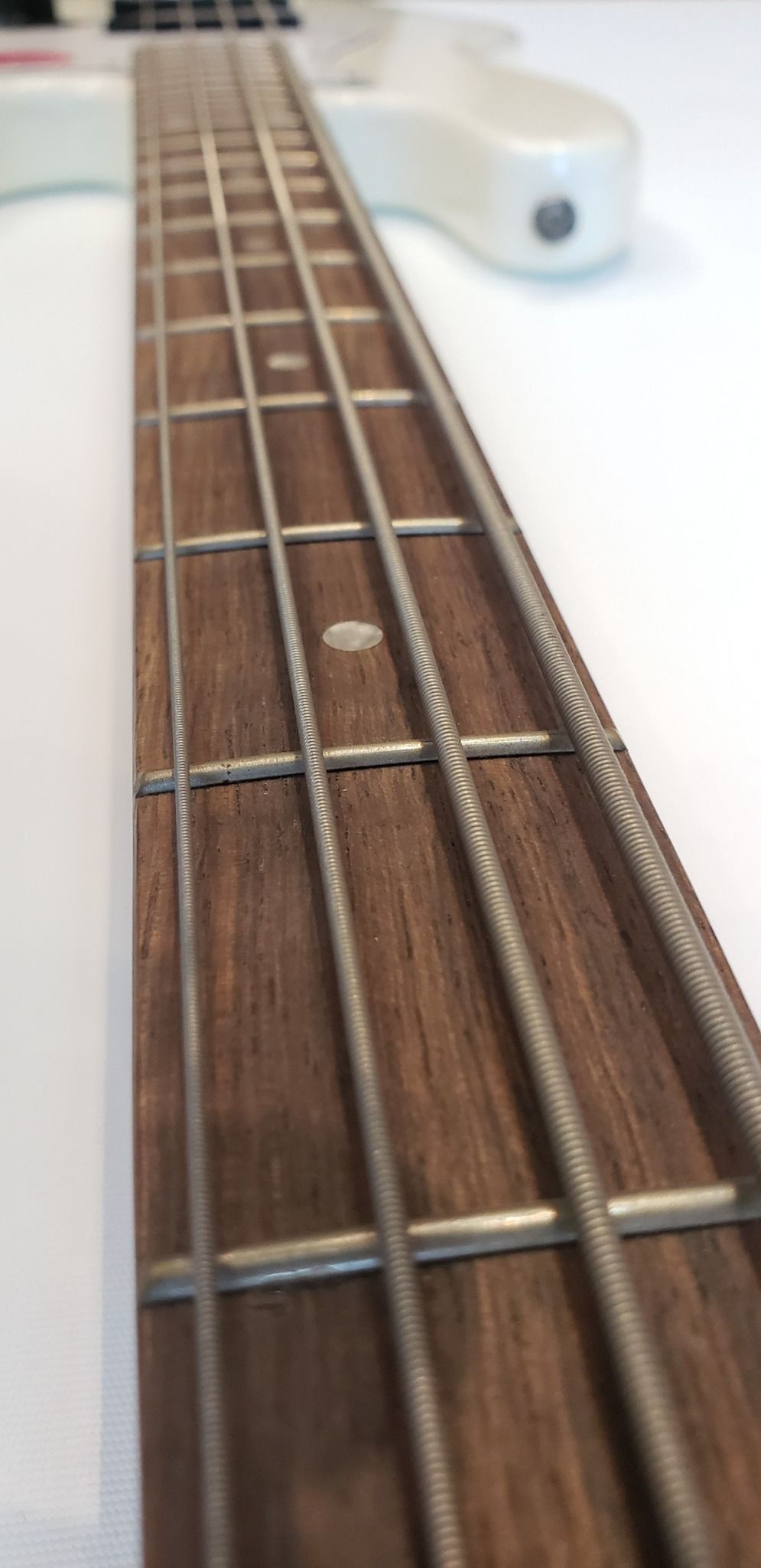 Squier Affinity Bass LRL OLW