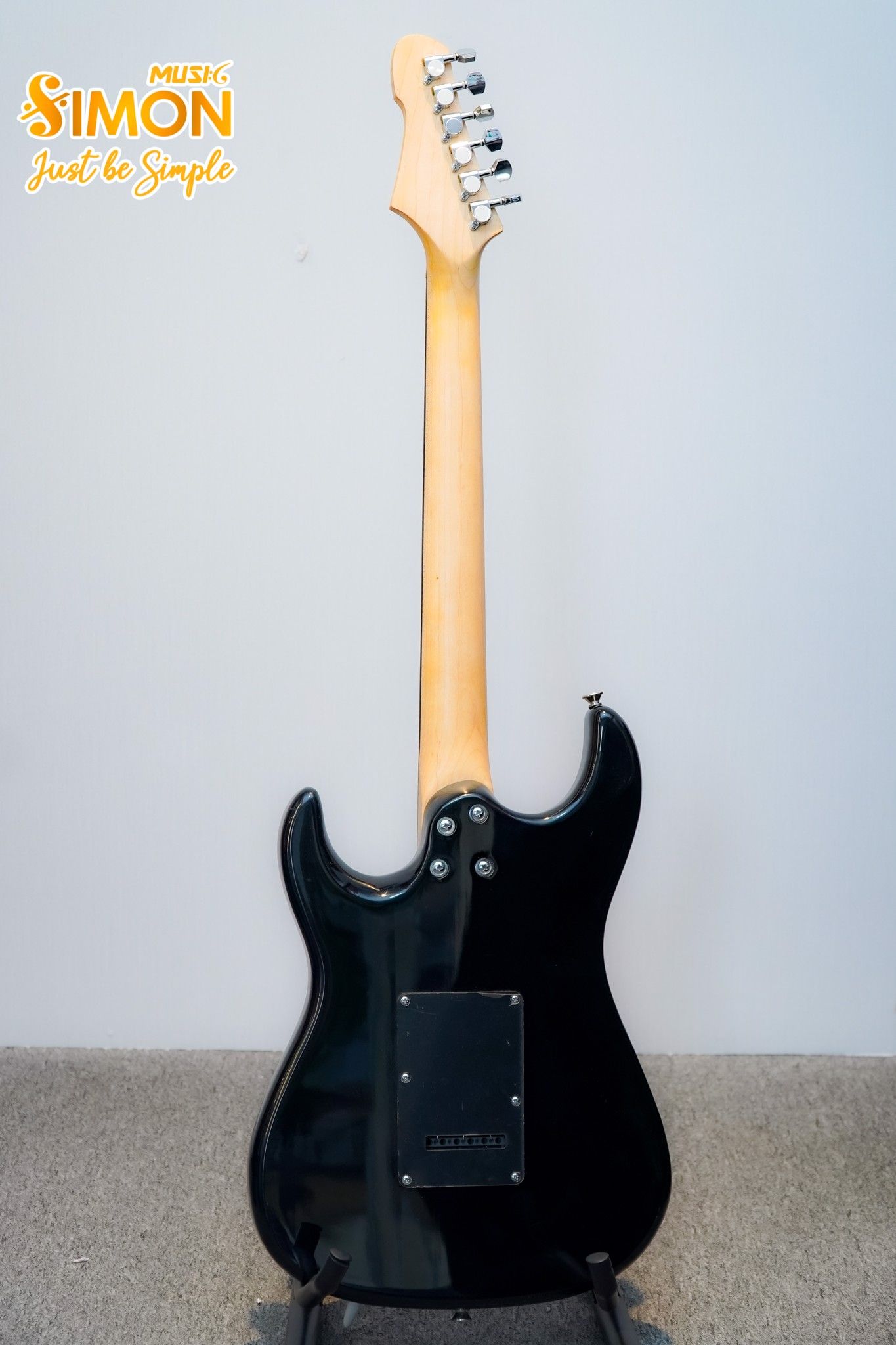 Đàn Electric Guitar Strat - Đen trắng