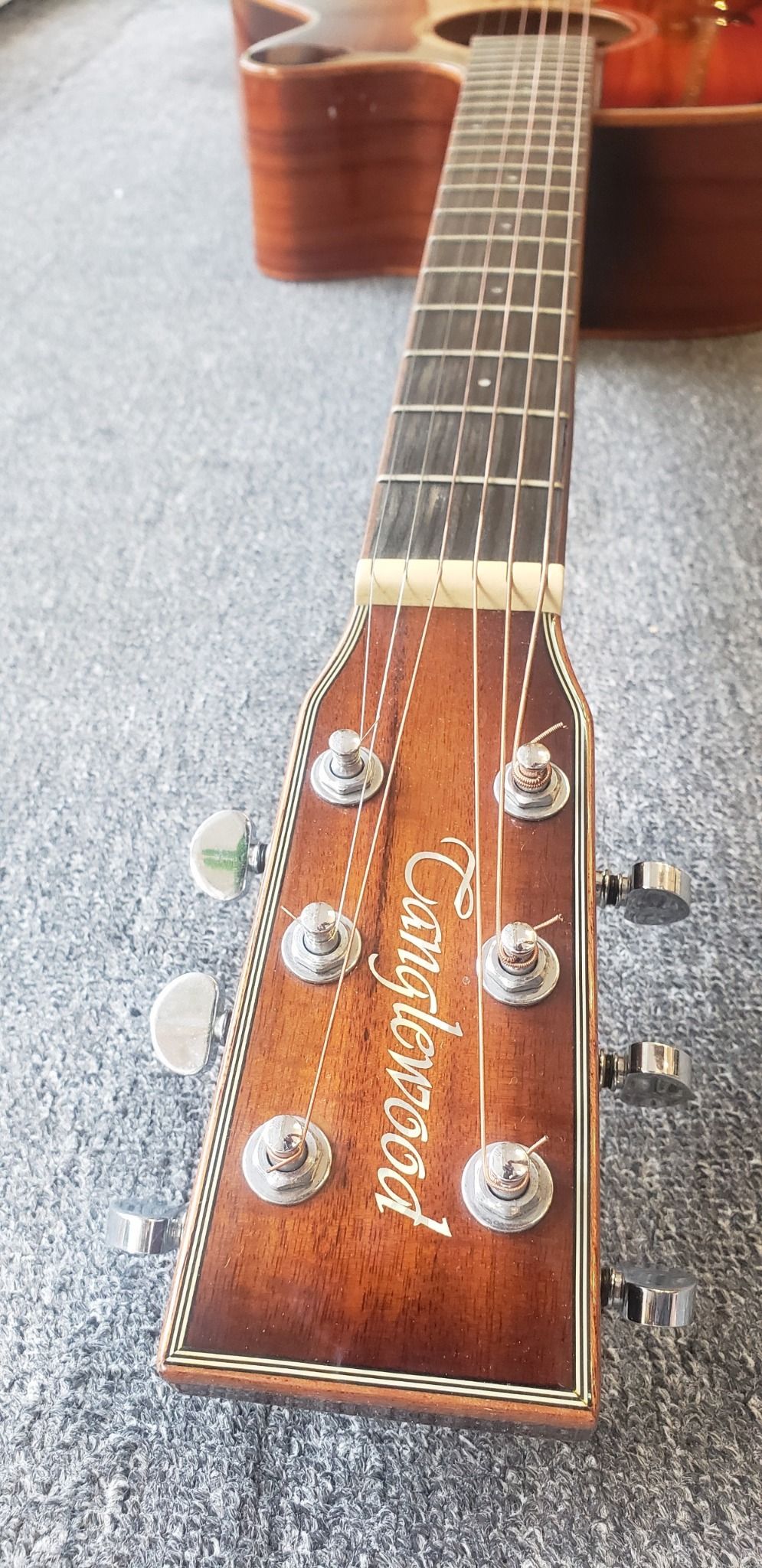 GUITAR THÙNG TANGLEWOOD