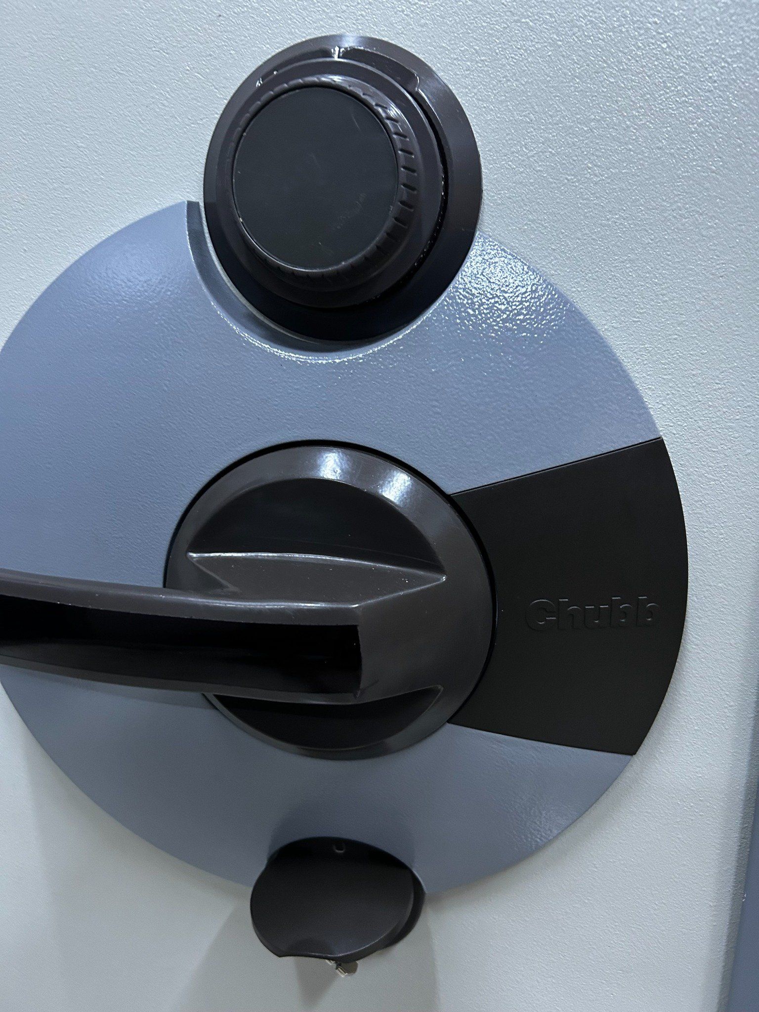 Két Sắt Chubb Safe Europa Grade V Size 2 chính hãng like new