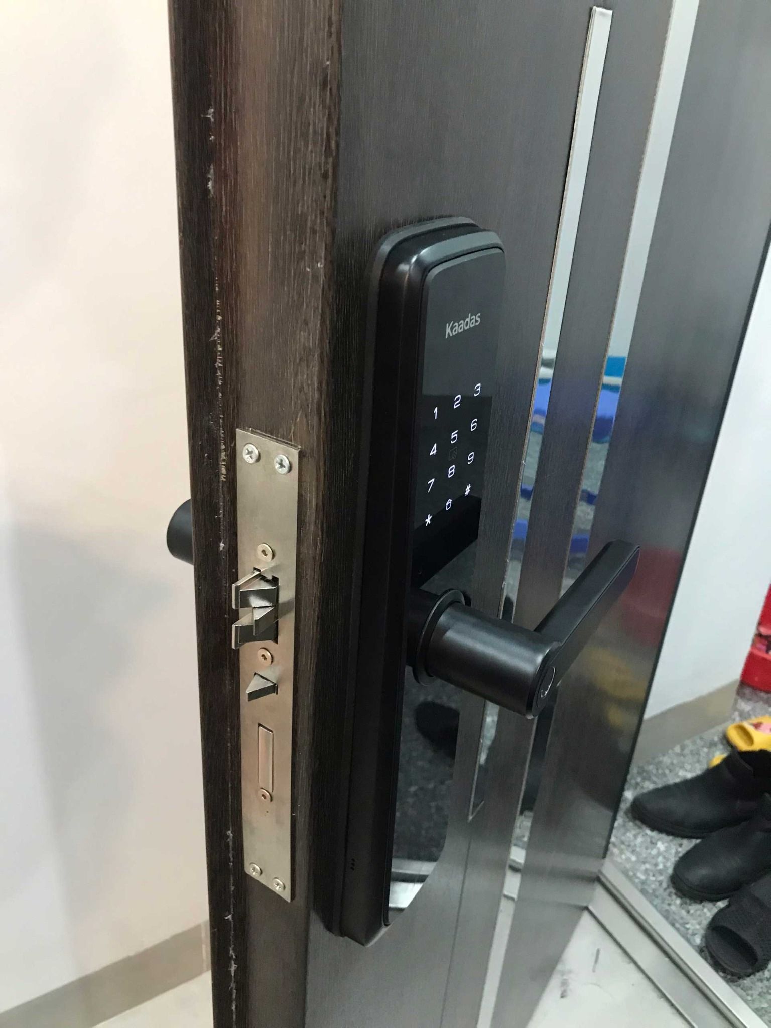 Khoá cửa Kaadas L7 điện tử thông minh mở cửa 1 chạm