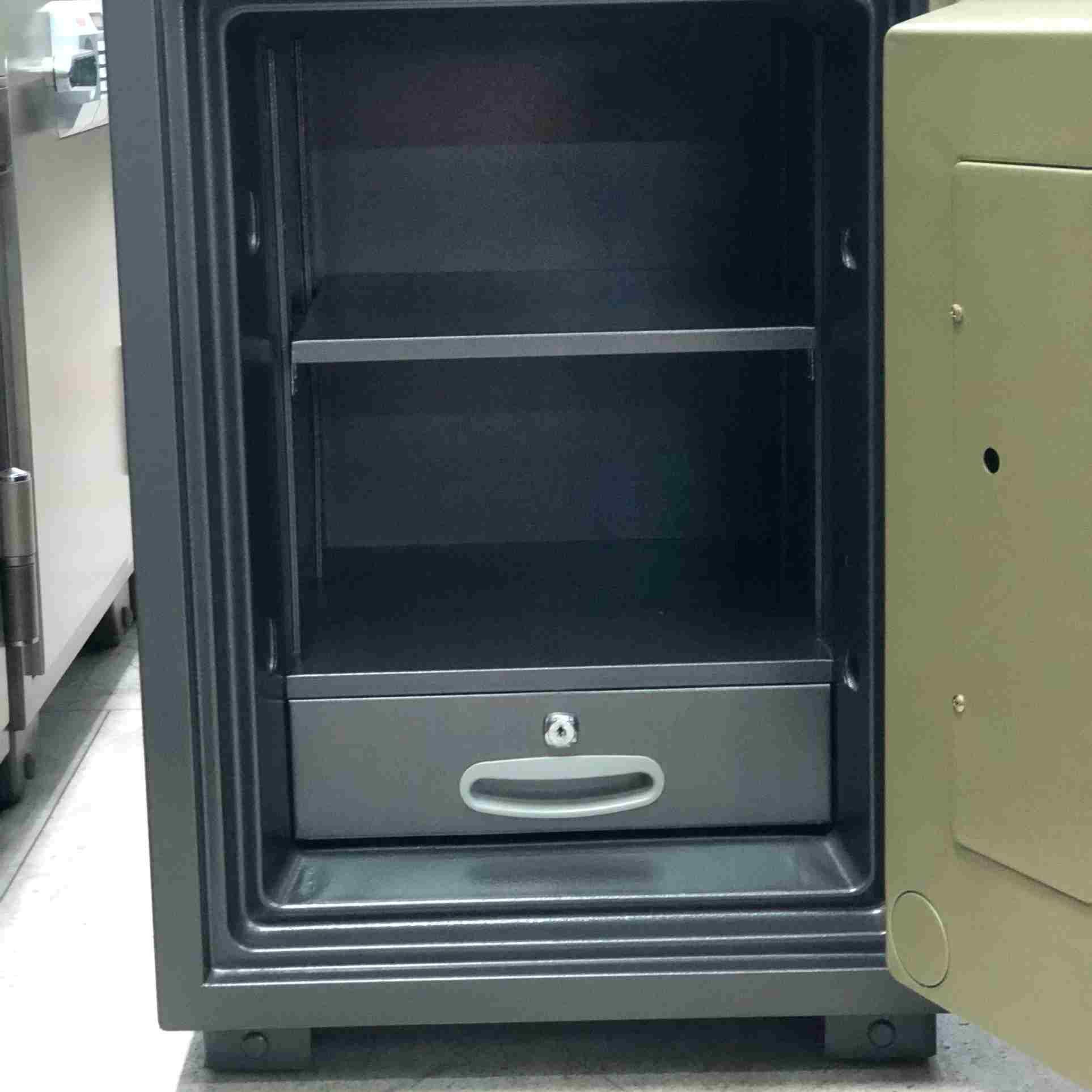 Két Sắt Bumil ESD-105 (111kg) Chống Cháy Nhập Khẩu Hàn Quốc Like New 99%