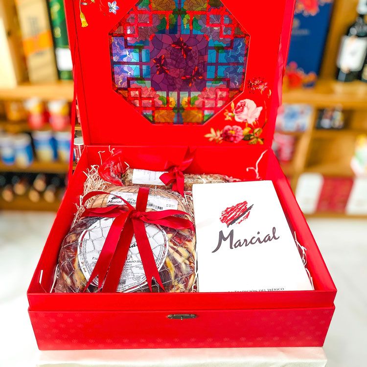 Gourmet Gift Box - Đùi Heo Muối Iberico và Xúc Xích Salchichón 7251