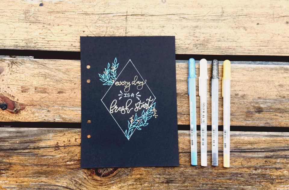 40 tờ giấy mỹ thuật đen trơn 180 gsm (có thể refill Sổ Còng) 14x19 cm (xấp xỉ A5)