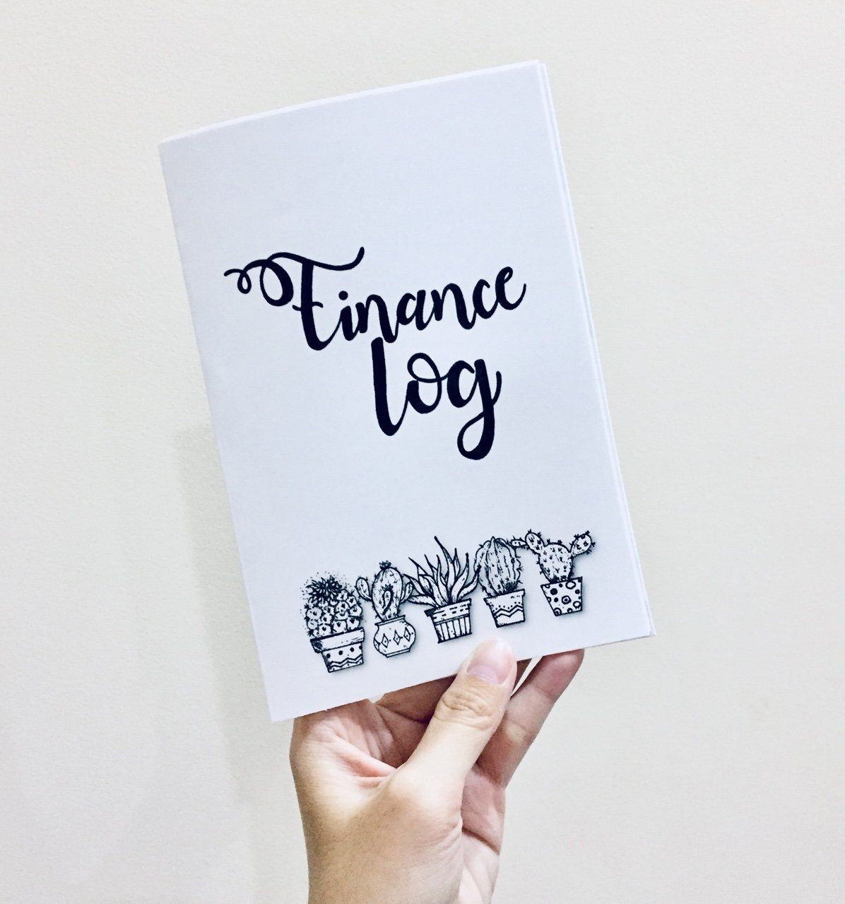 Sổ Kế hoạch Quản lý Thu chi - Finance Log (tặng 1 set sticker trang trí) - xấp xỉ B6