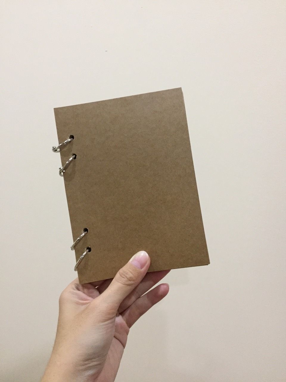 Sổ còng 11x14,7 cm (xấp xỉ A6) - Bìa trơn