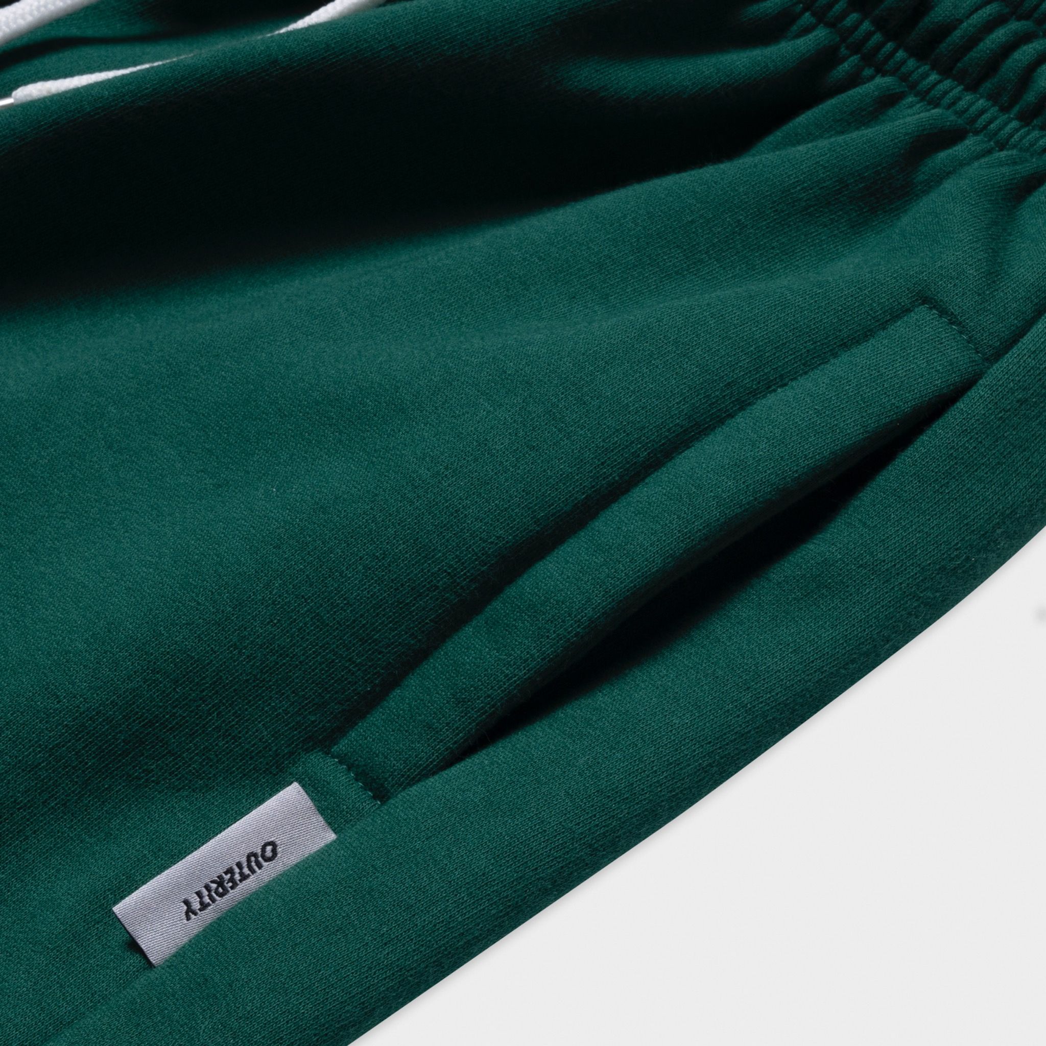 BASIC SHORT / DARK GREEN COLOR