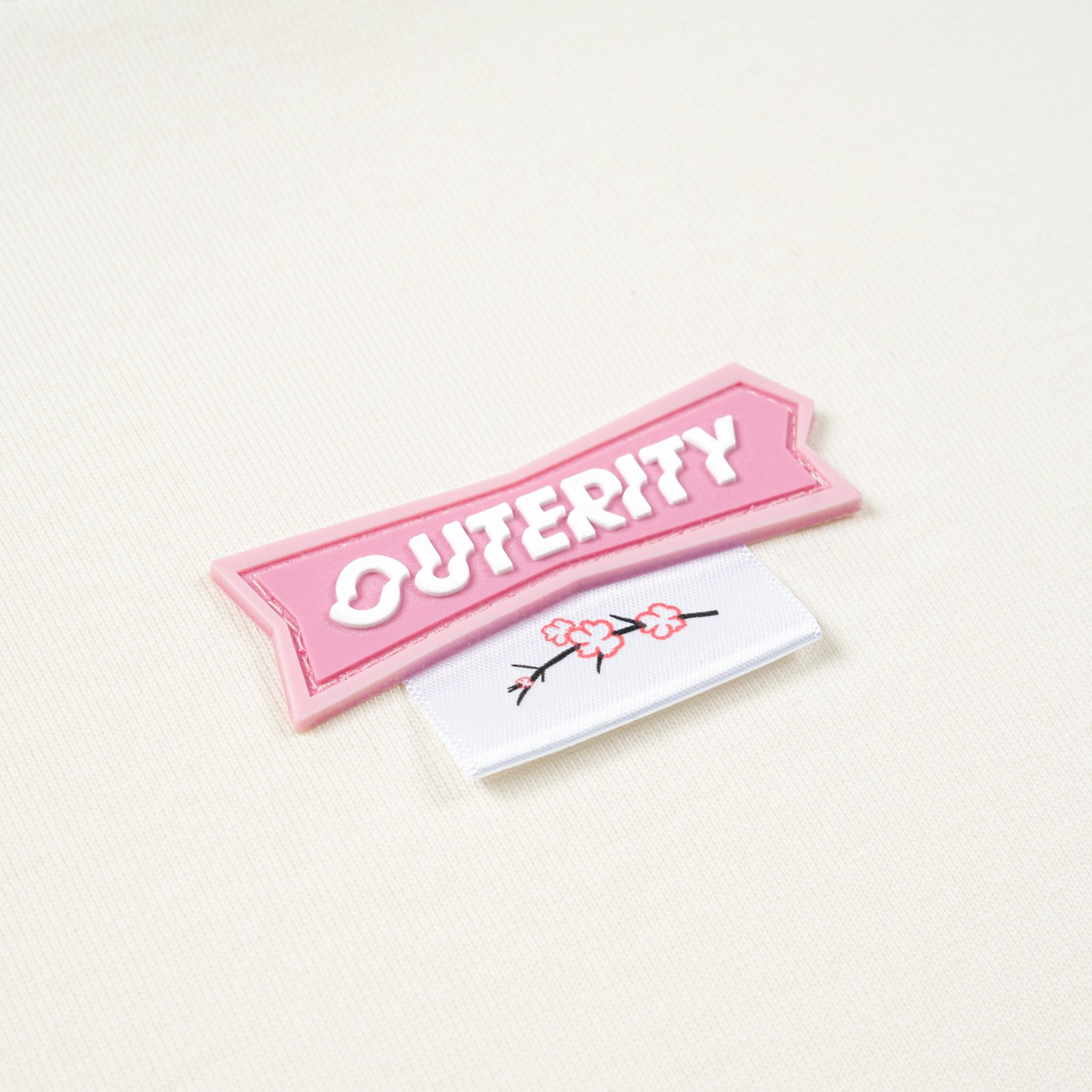 Outerity Pesca Tee / Cannoli Cream