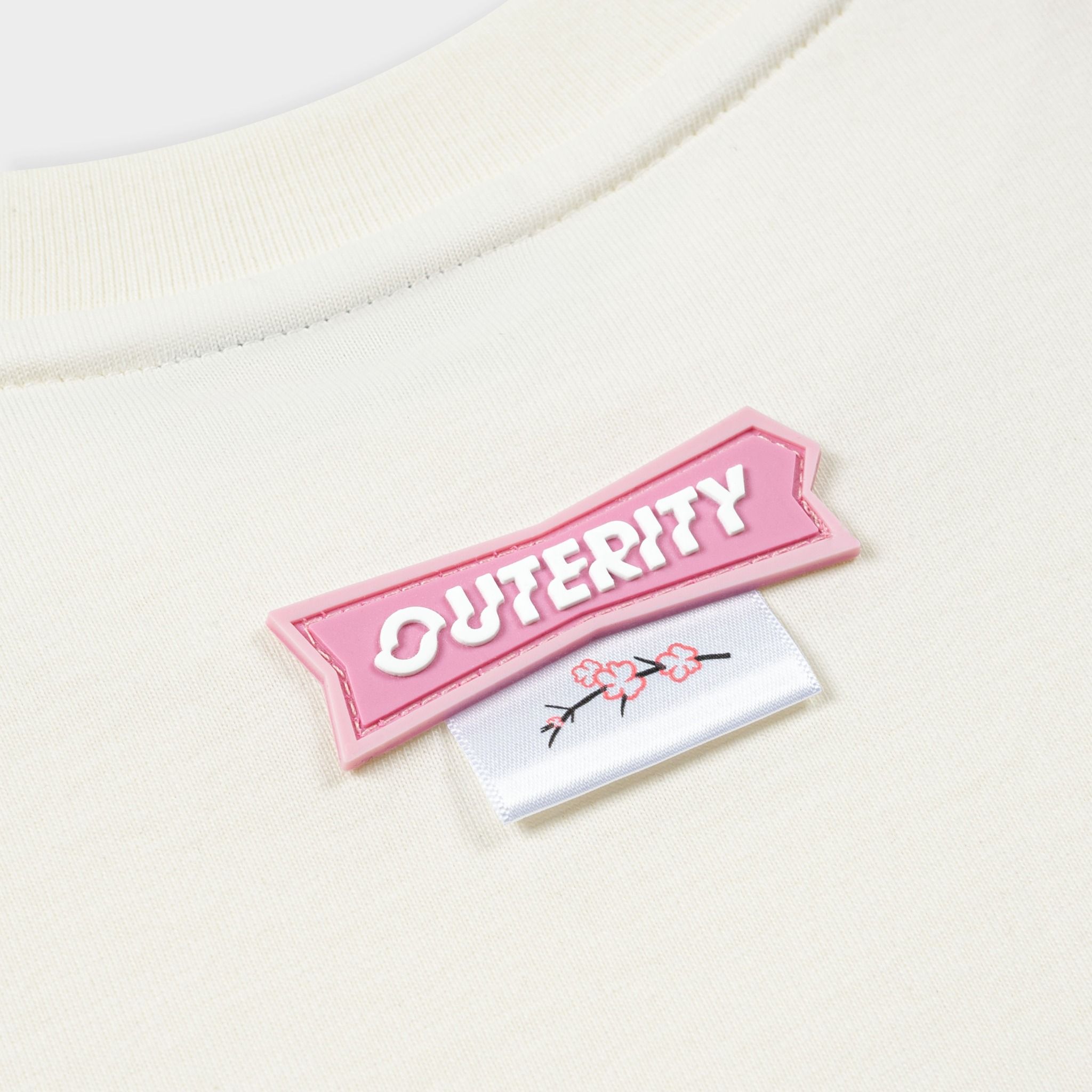 Outerity Blossom Tee / Cannoli cream