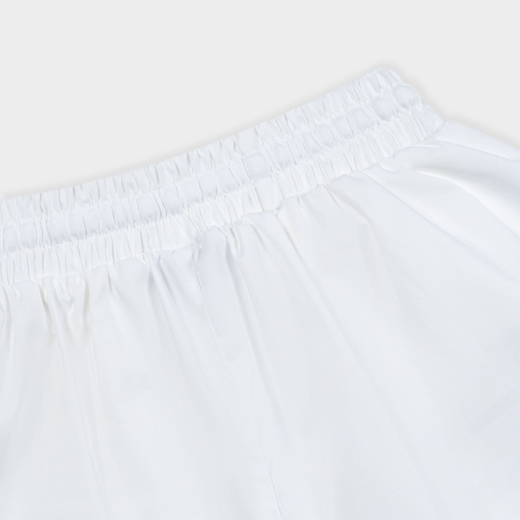 Short Kaki Outerity / White