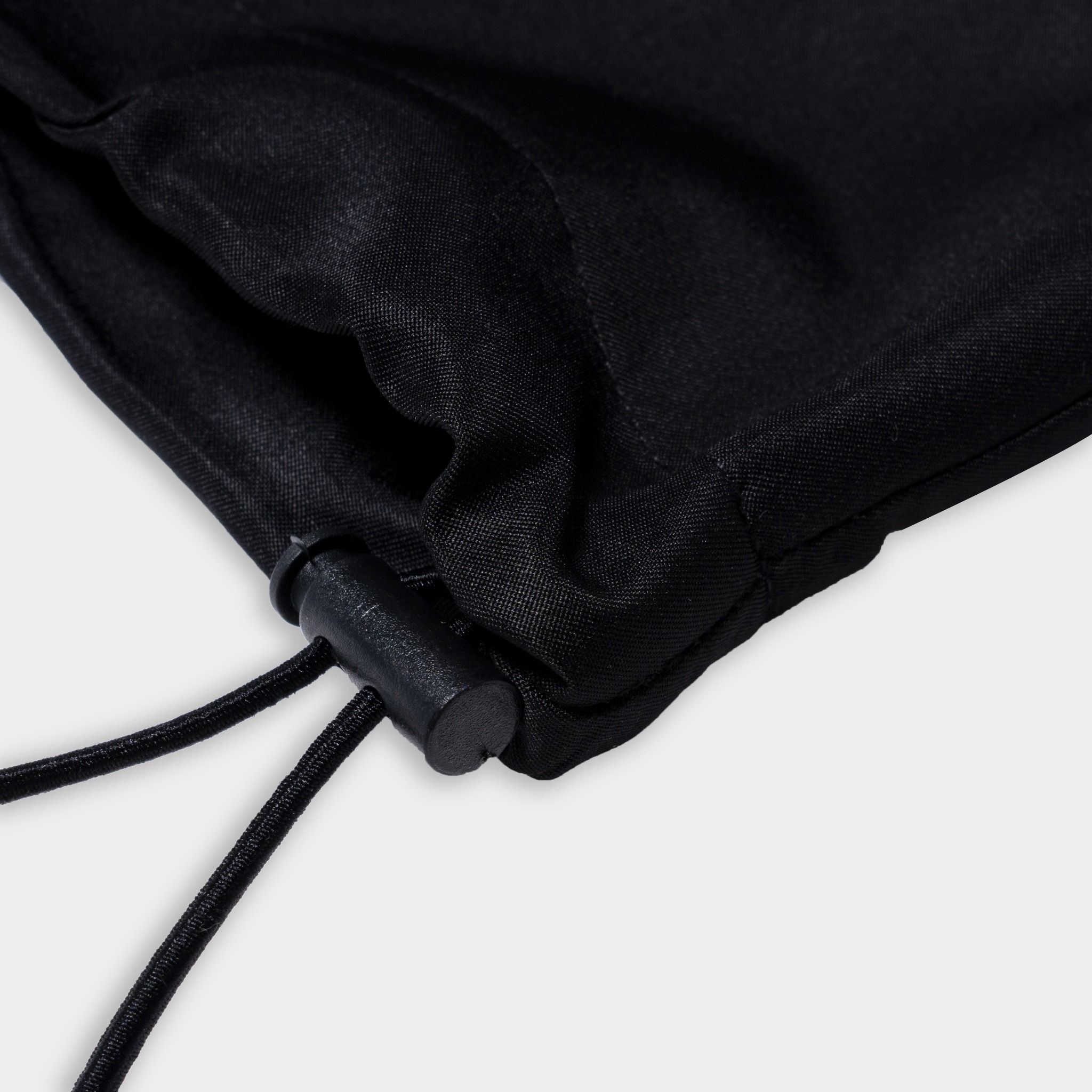 CROSS JACKET / BLACK & WHITE COLOR