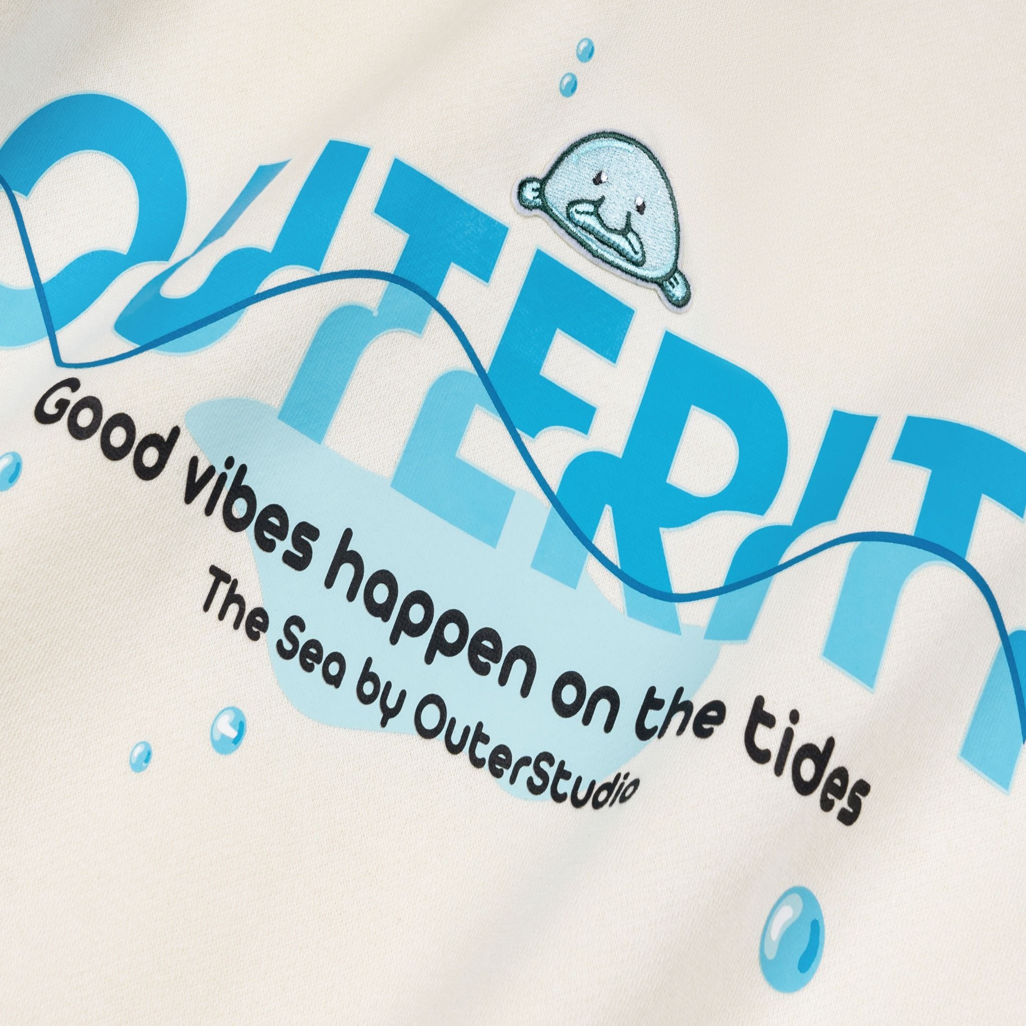 Hoodie Outerity Blue Fish / Canoli Cream