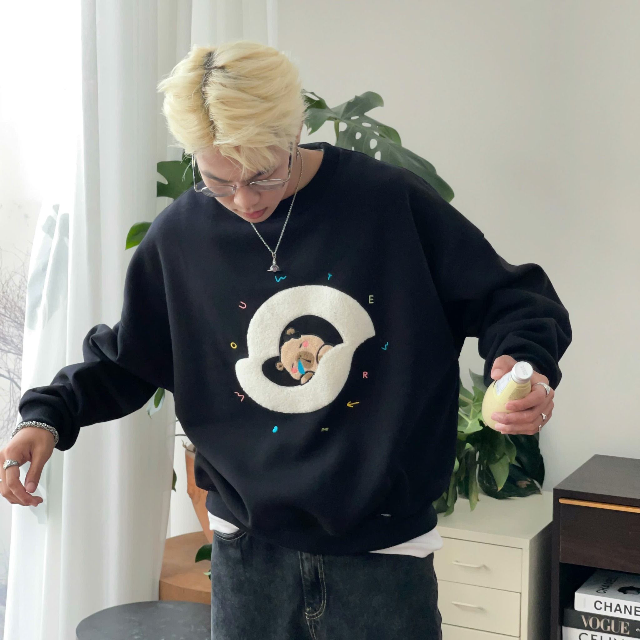 Áo Sweater Outerity Capybara Thêu Xù Nỉ Bông