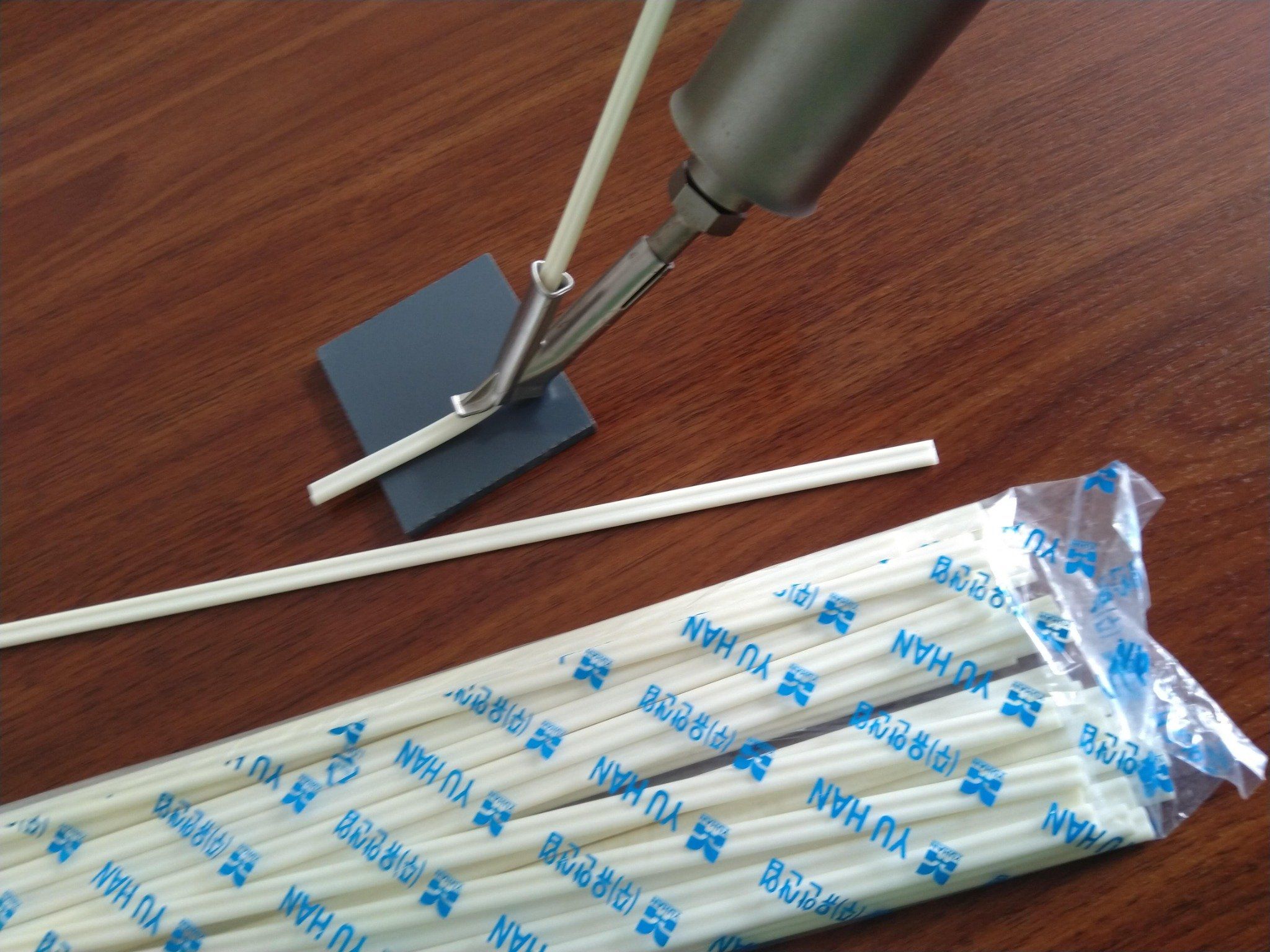 Que hàn nhựa PVC Màu Xám YUHAN - Hàn Quốc