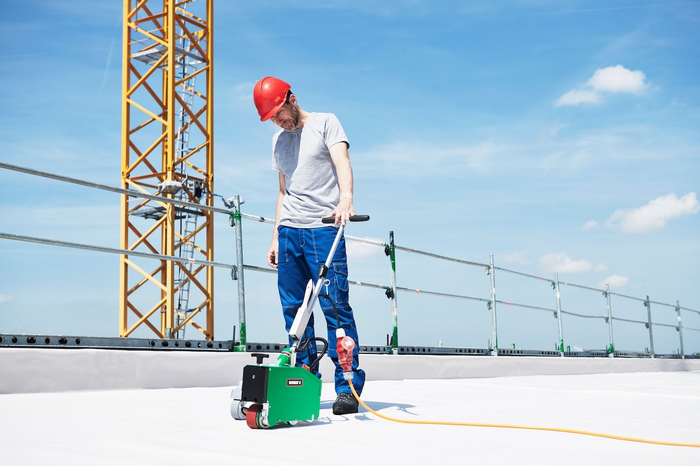 Máy hàn Màng TPO, PVC chống thấm Varimat S