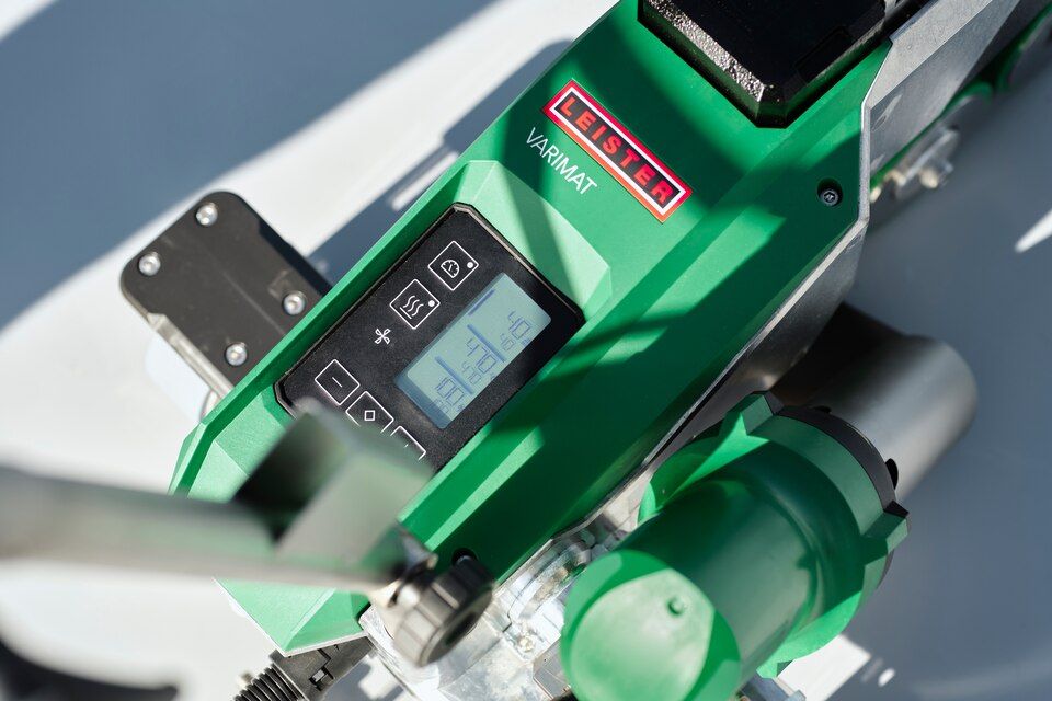 Máy hàn Màng TPO, PVC chống thấm Varimat 300 Leister