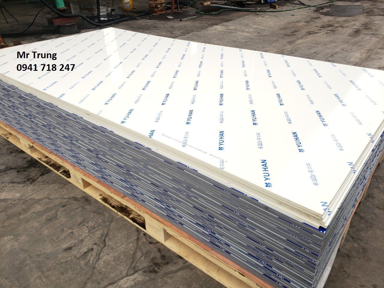 Tấm nhựa PVC YUHAN - Hàn Quốc