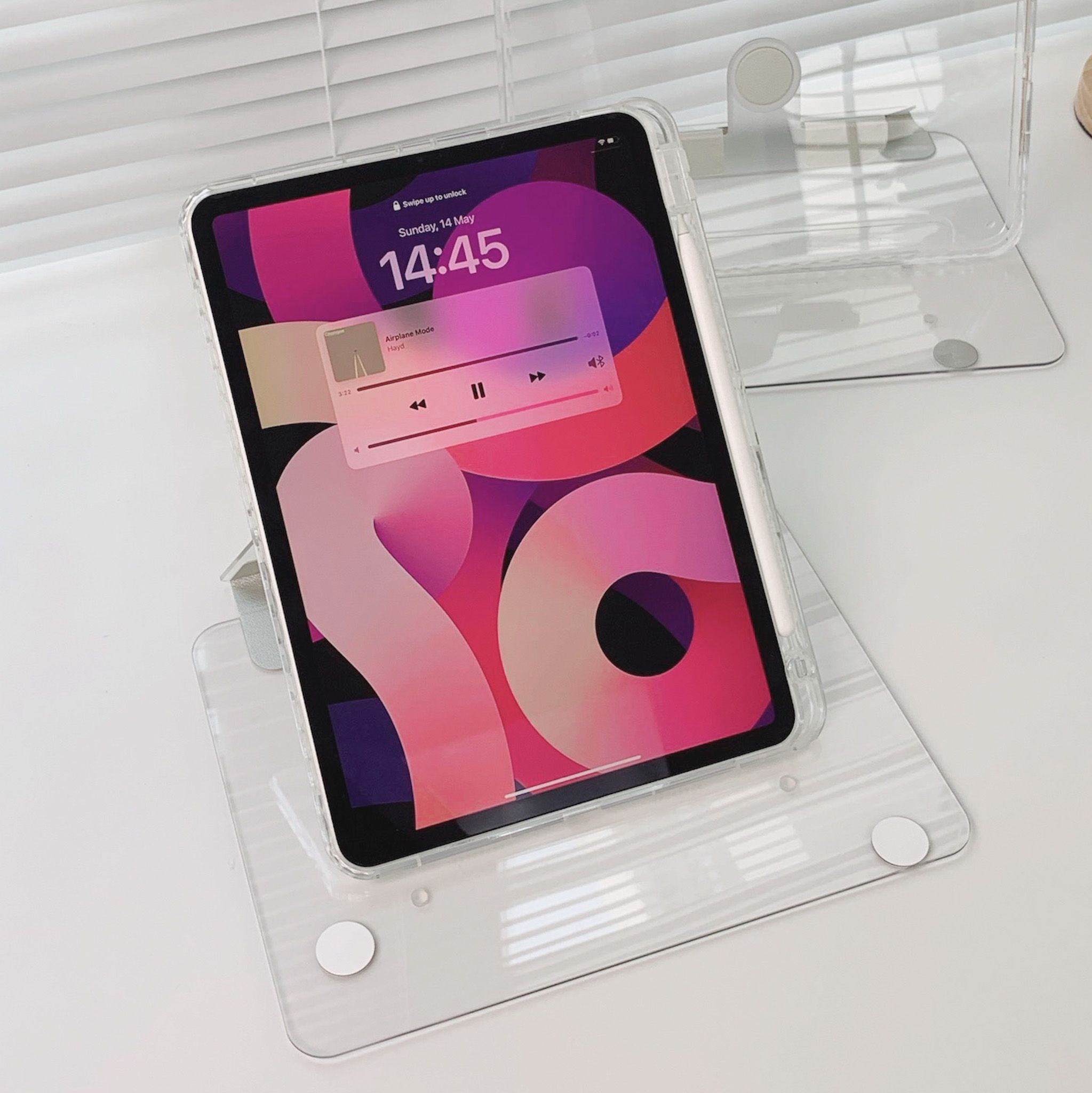 Bao da trong suốt xoay 360 Crystal Case by Meober - Có khe sạc bút, acrylic chống ố, cho iPad Gen 8/9/10 Air 4/5 Pro11