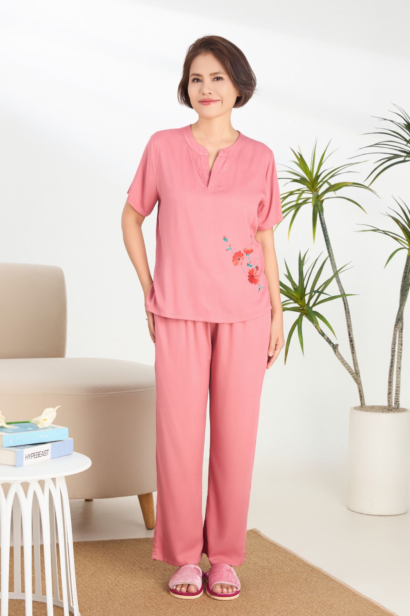Bộ Dài in hoa Quế Lâm quần dài, tay ngắn chất vải rayon mềm mại, thoáng mát - A451242401