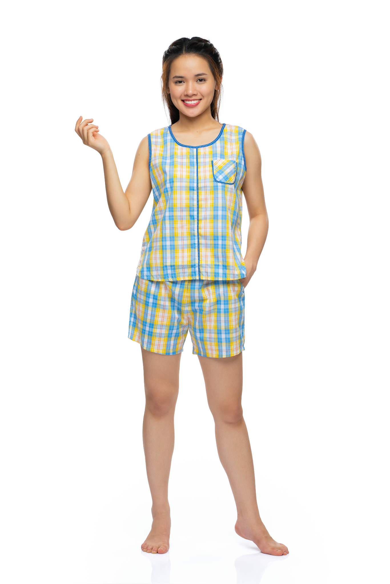Q43318020 - Bộ ngắn mặc nhà chất kate - họa tiết caro có túi mềm mát - xuất xứ Việt Nam | Thời trang Quế Lâm
