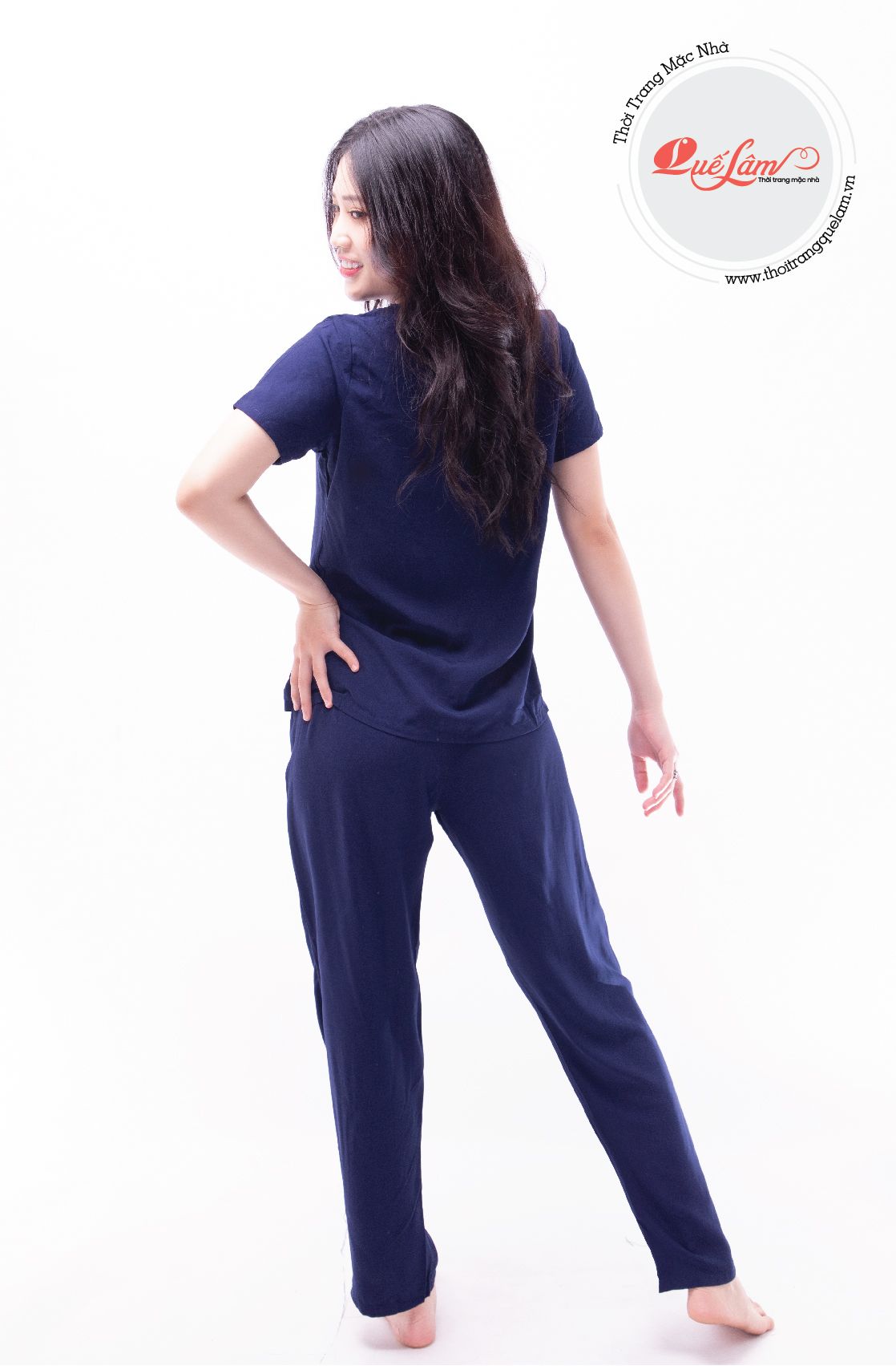 Q45122001 - Đồ bộ mặc nhà bộ dài Rayon thêu