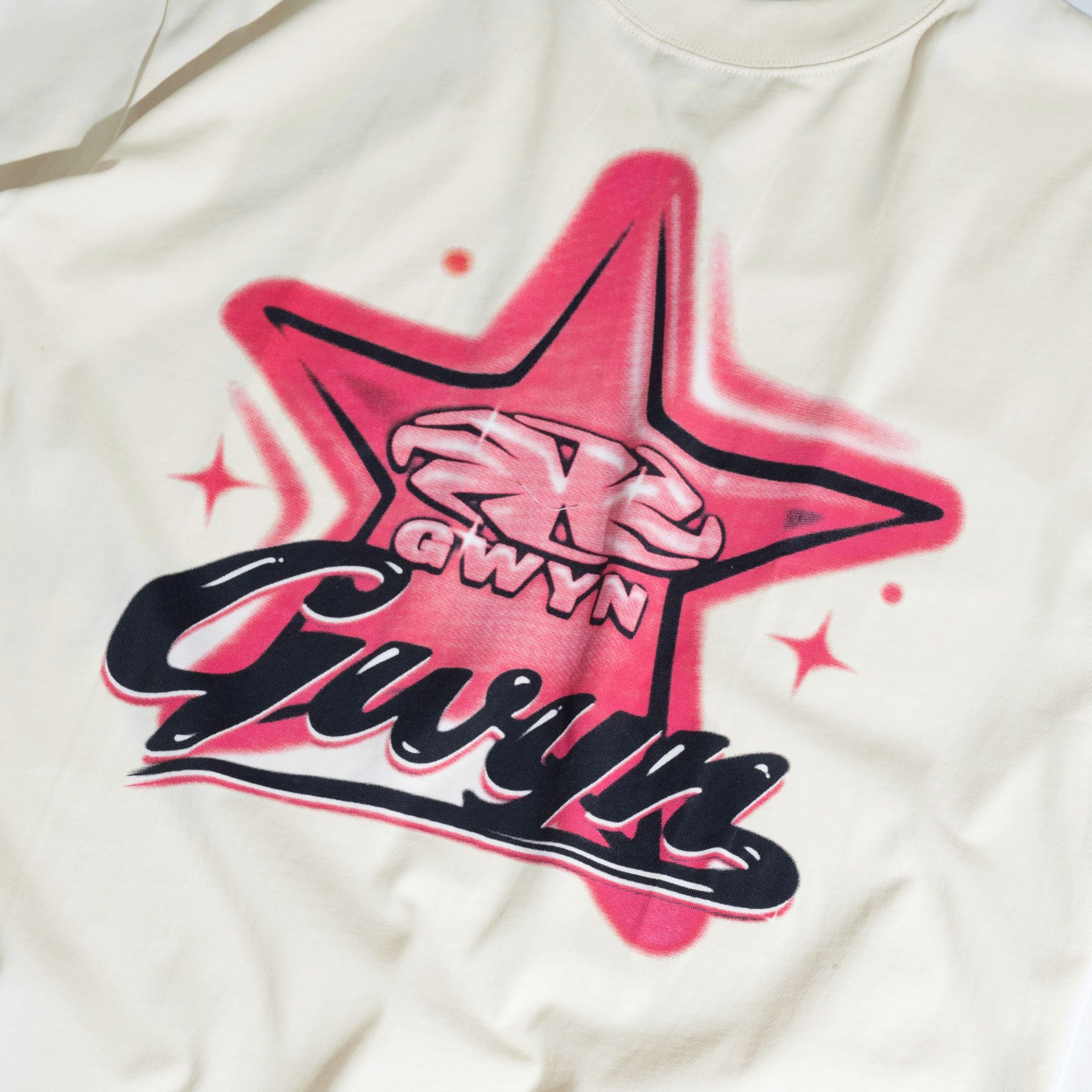 GWYN PINK STAR T-SHIRT/ CREAM WHITE